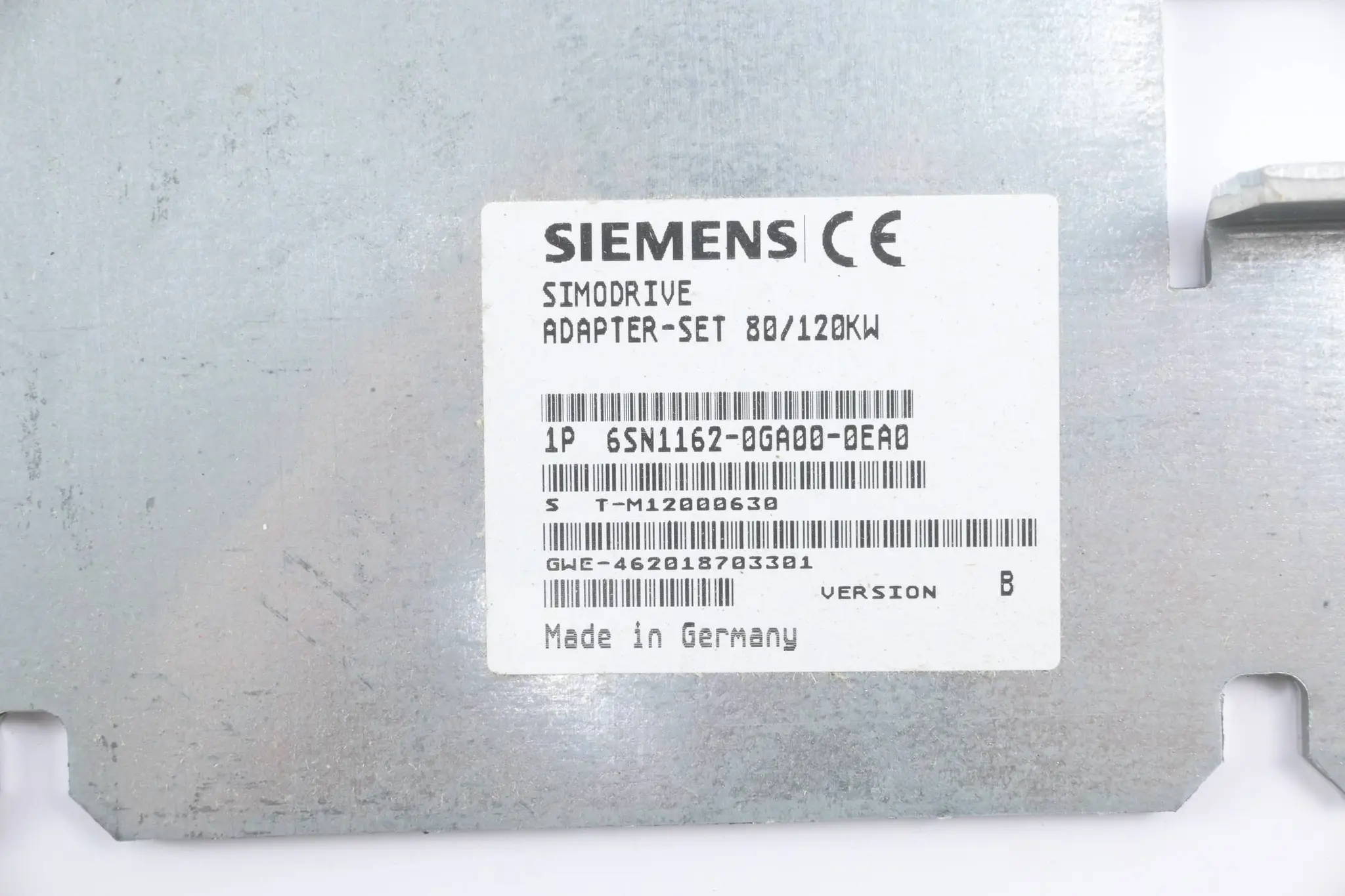 Produktfoto 1 von Siemens Simodrive Adapter Set 6SN1162-0GA00-0EA0 ( 6SN1 162-0GA00-0EA0 )