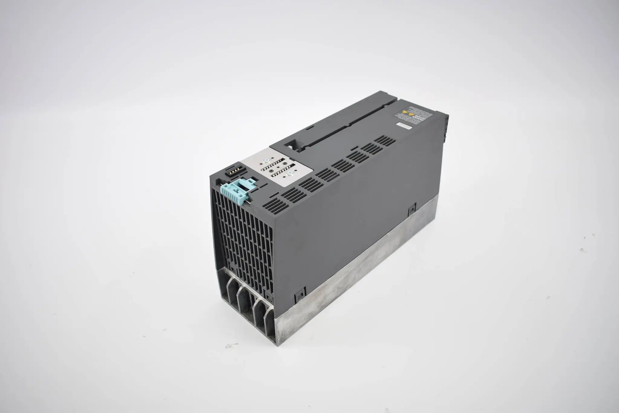 Produktfoto 1 von Siemens Sinamics Power Modul PM240-2 6SL3210-1PE21-1UL0 ( 6SL3 210-1PE21-1UL0 )