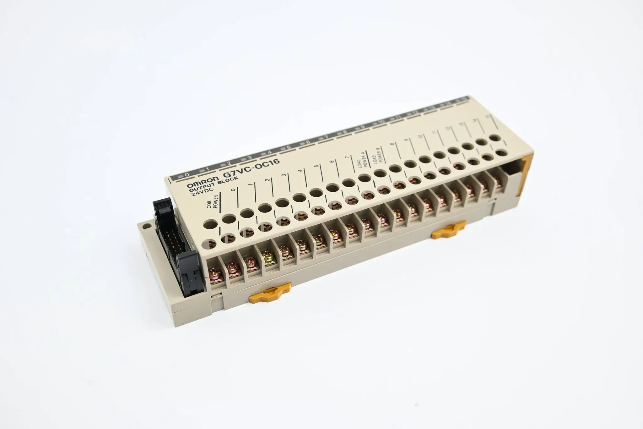 Produktfoto 1 von Omron Output Block 24 VDC ( G7VC-OC16 )