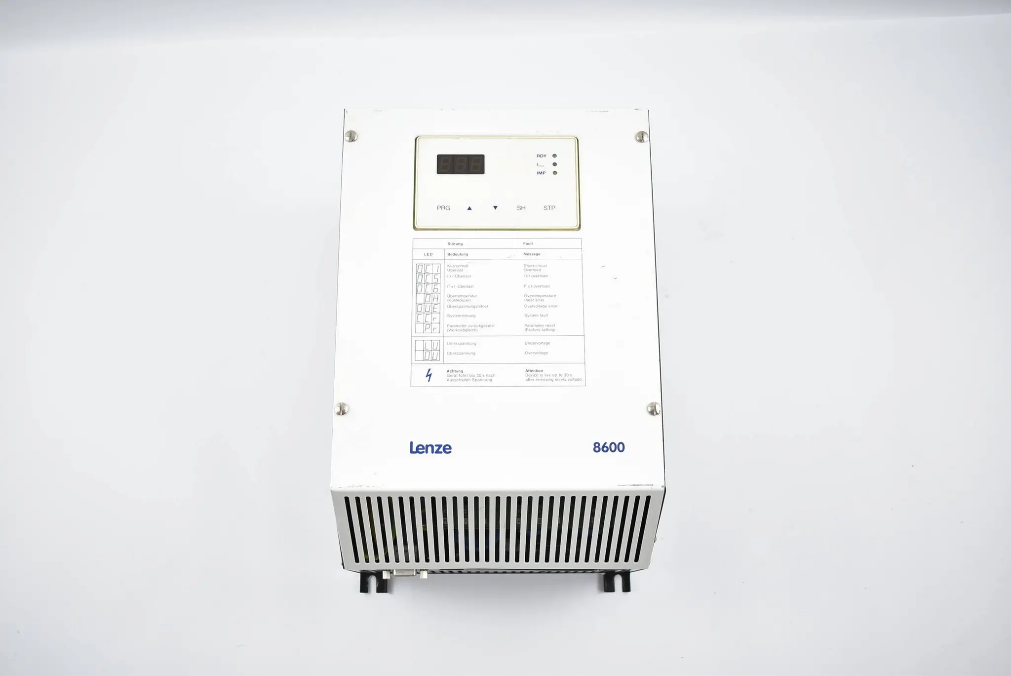 Produktfoto 1 von Lenze 8600 Frequenzumrichter 8602E.2A.20  8602.E.2A.20  ( 345142 )