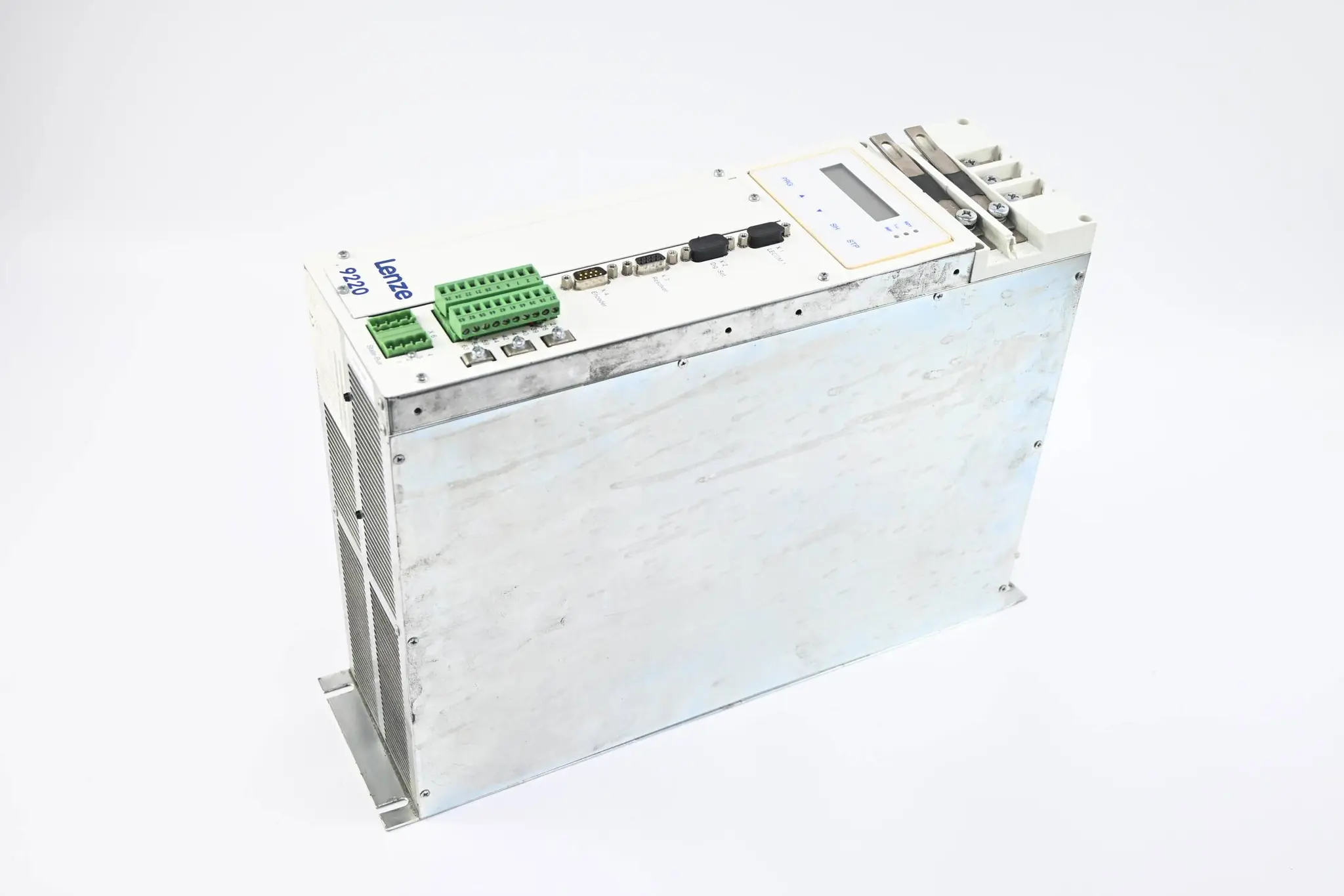 Produktfoto 1 von Lenze Frequenzumrichter EVS9222-E ( 00384878 ) 33.9222E.5C.51.