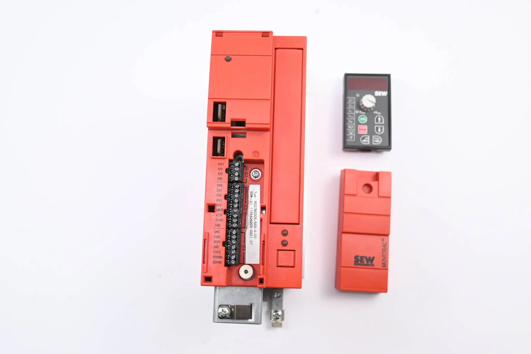 Produktfoto 1 von SEW-Eurodrive Movitrac B Umrichter MC07B0005-5A3-4-00 inkl. Bediengerät FBG11