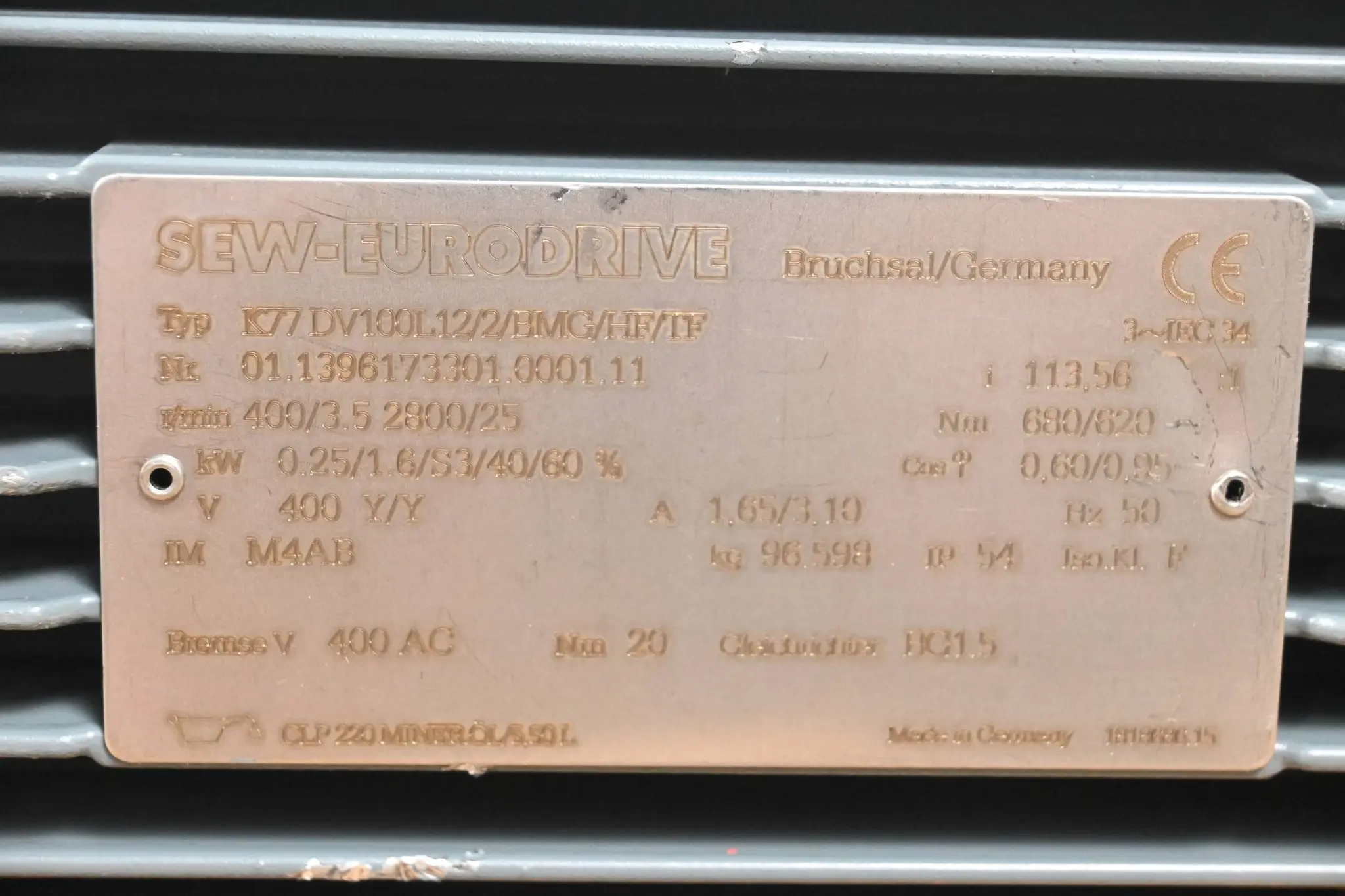 Produktfoto 1 von SEW Eurodrive Getriebemotor K77DV100L12/2/BMG/HF/TF ( K77 DV100L12/2/BMG/HF/TF )