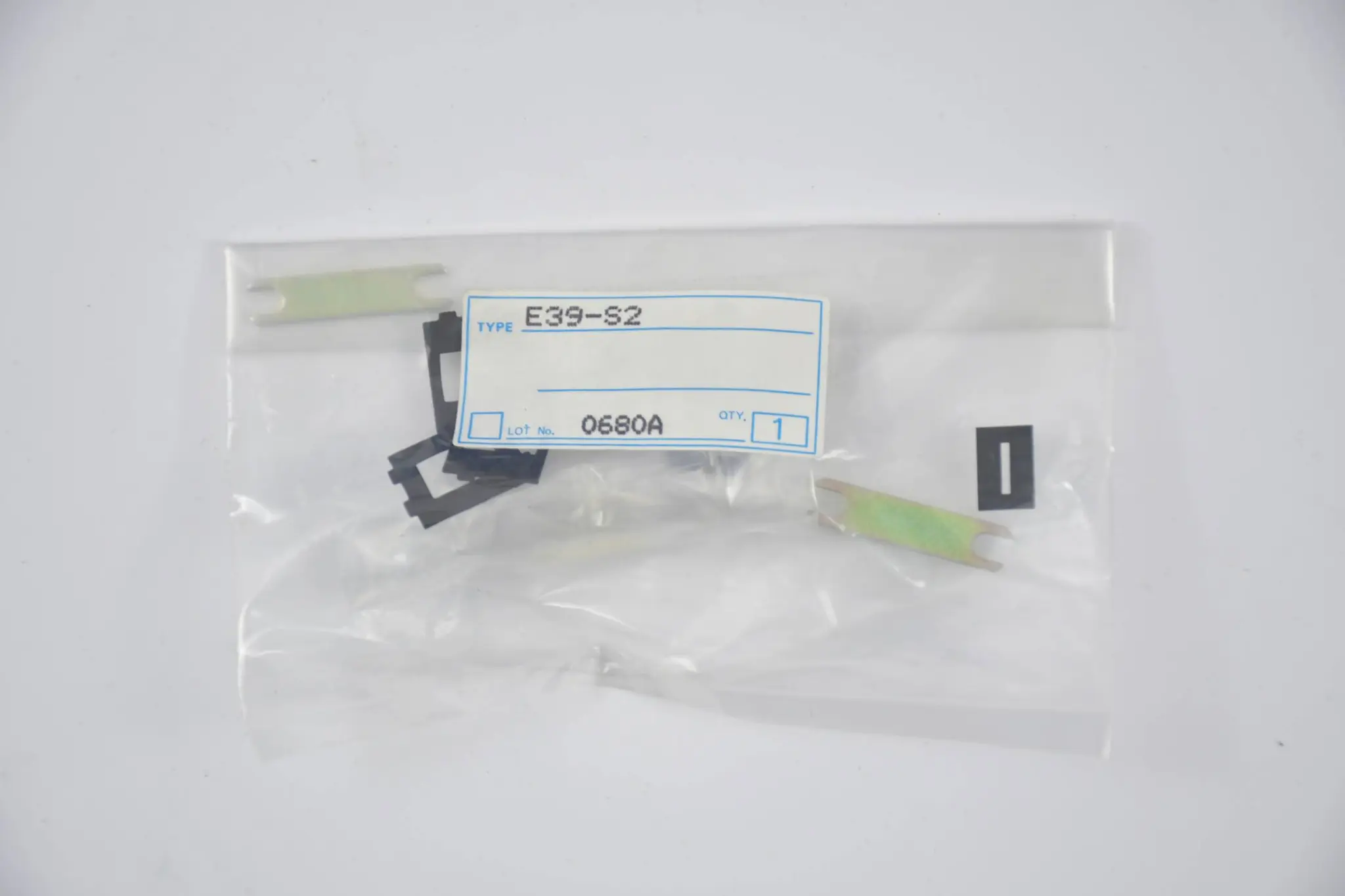 Produktfoto 1 von Omron Halterungen E39-S2 ( 26 Stück )