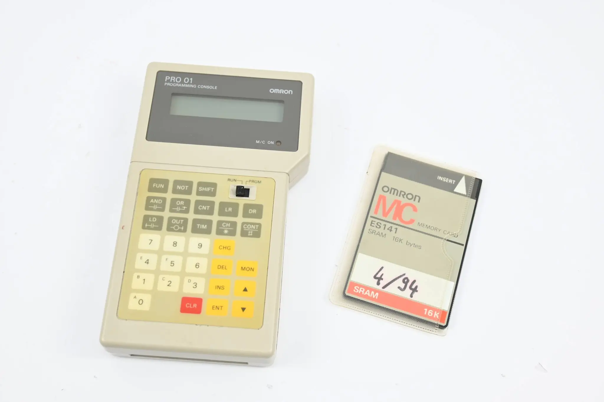 Produktfoto 1 von Omron Programmierkonsole SP10-PR001-V1 inkl. Memory Card ES141 ( 16K )