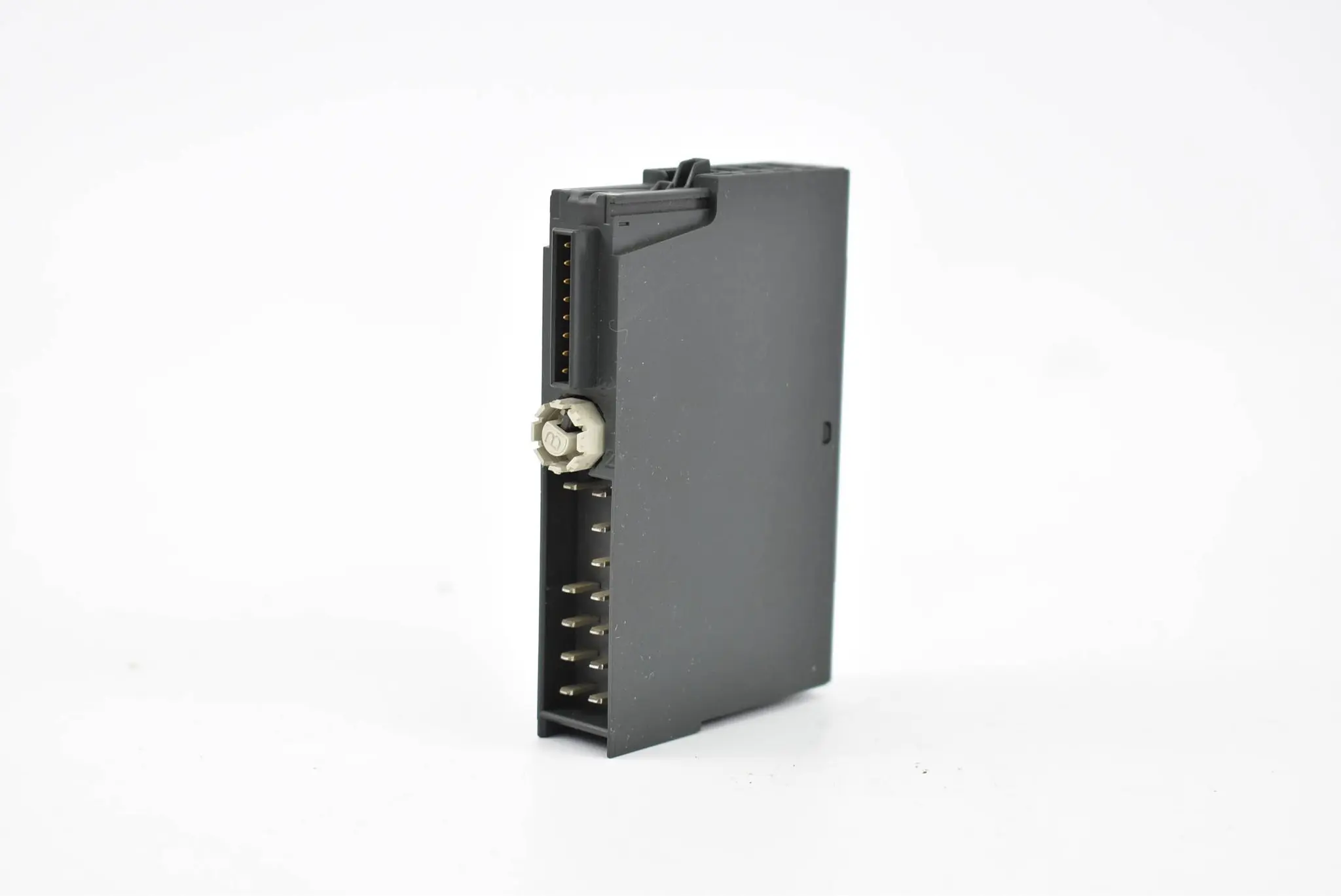 Produktfoto 1 von Siemens Simatic DP ET 200S 6ES7132-4BD02-0AA0 ( 6ES7 132-4BD02-0AA0 ) DC24V/0,5A