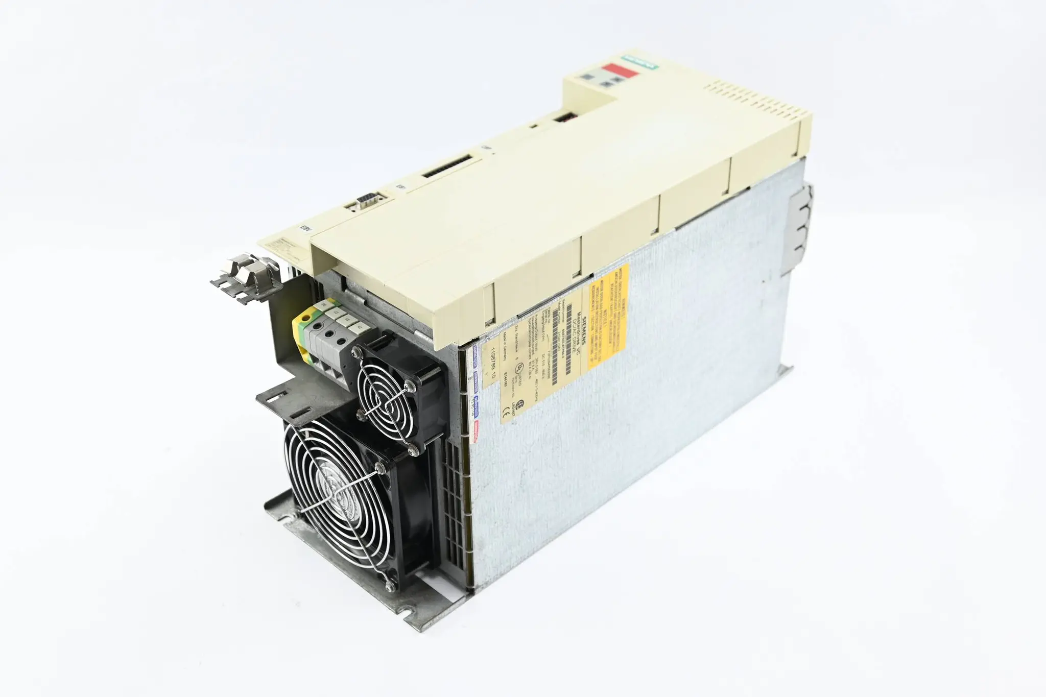 Produktfoto 1 von Siemens Masterdrives VC DC/AC Drive 6SE7023-8TP60-Z ( 6SE7 023-8TP60-Z )Ver. B