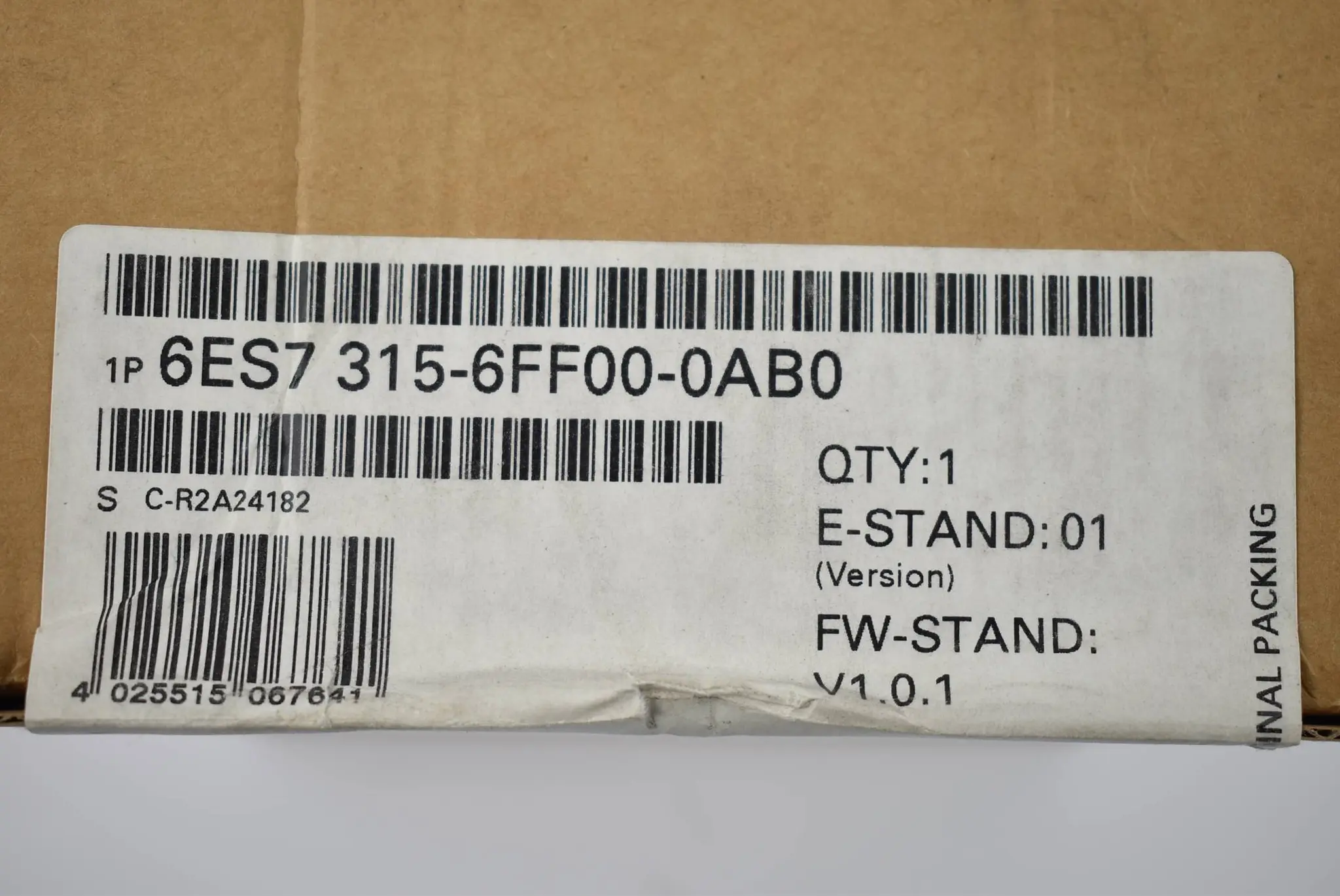 Produktfoto 1 von Siemens simatic S7-300 CPU 6ES7 315-6FF00-0AB0 ( 6ES7315-6FF00-0AB0 ) E01