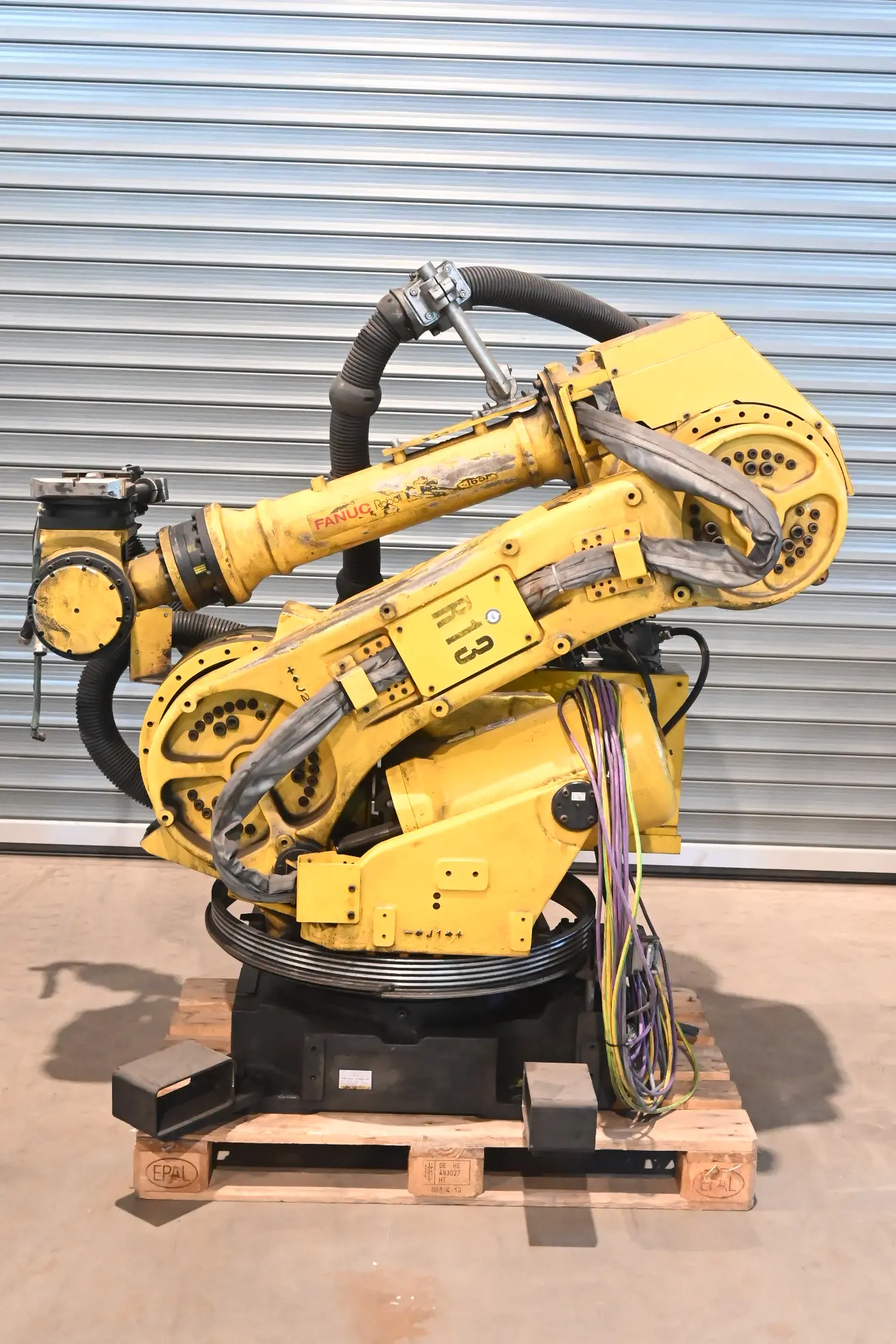 Produktfoto 1 von Fanuc Roboter R-2000iA/165F ( A05B-1324-B203 ) + R-J3iB ( A05B-2453-B252 )