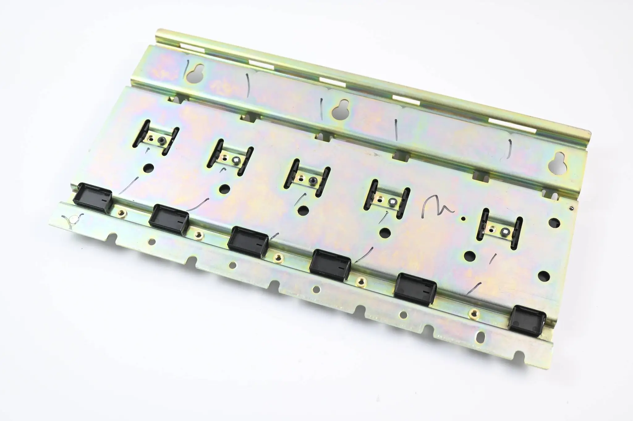Produktfoto 1 von Allen-Bradley Bulletin 2094 5 Axis Slim Power Rail 2094-PRS5 ( Series A )