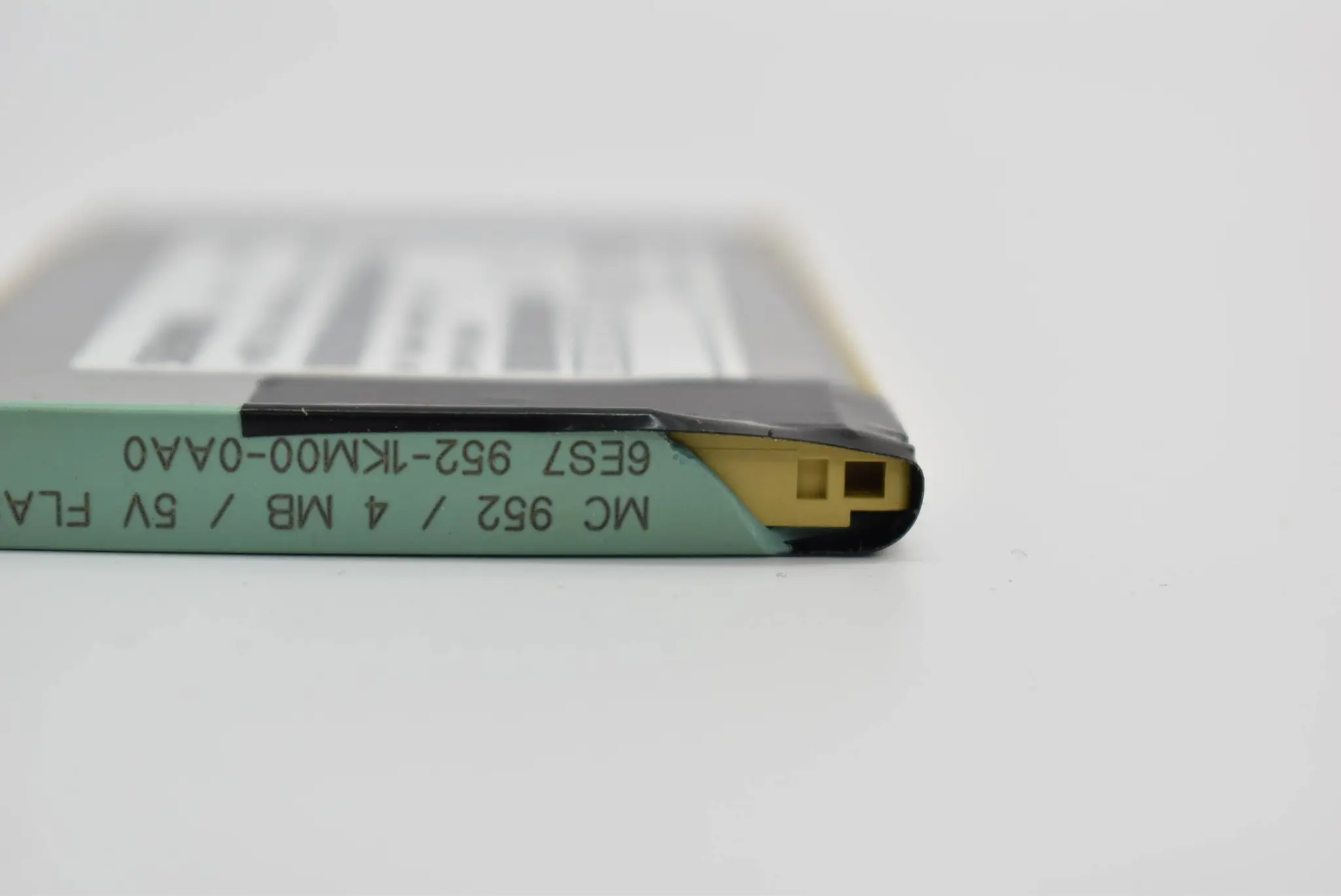 Produktfoto 1 von Siemens simatic S7 Memory Card S7-400 6ES7 952-1KM00-0AA0 ( 6ES7952-1KM00-0AA0 )