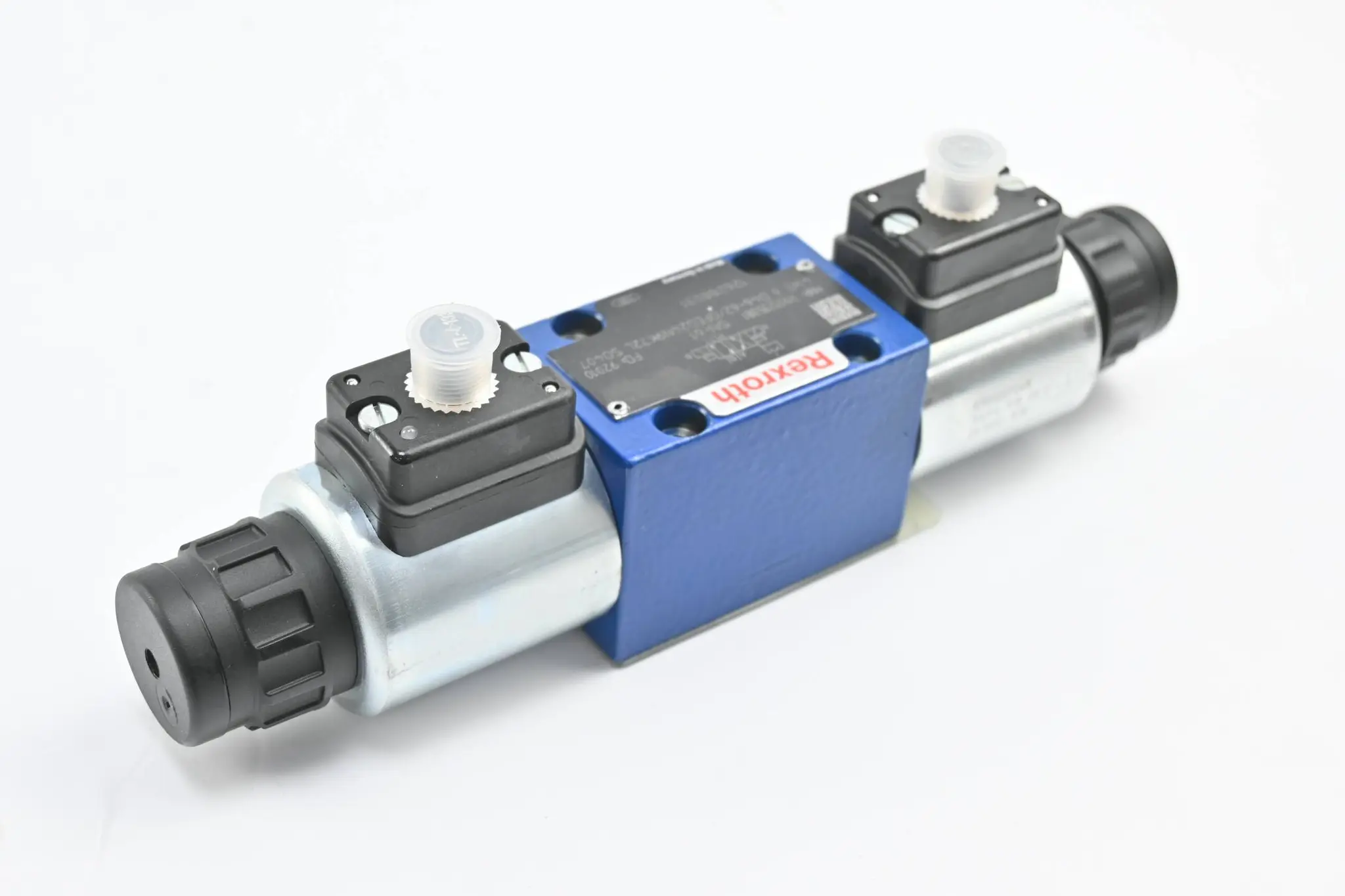 Produktfoto 1 von Rexroth Wegeschieberventil 4WE6D46-62/OFEG24N9K72LSO407 ( R901235381 )