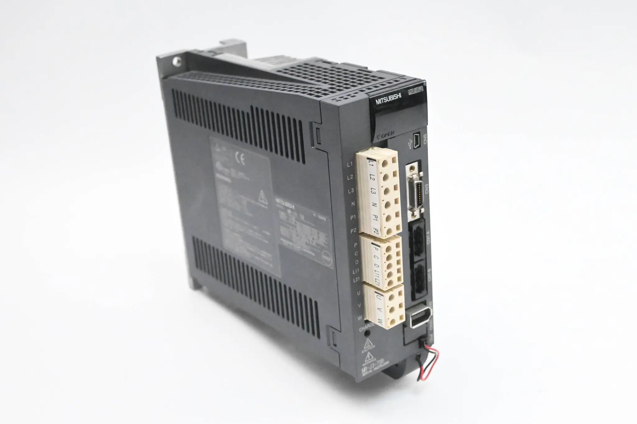 Produktfoto 1 von Mitsubishi AC-Servoverstärker MR-J3-70B inkl. Batterie Melservo MR-J3BAT
