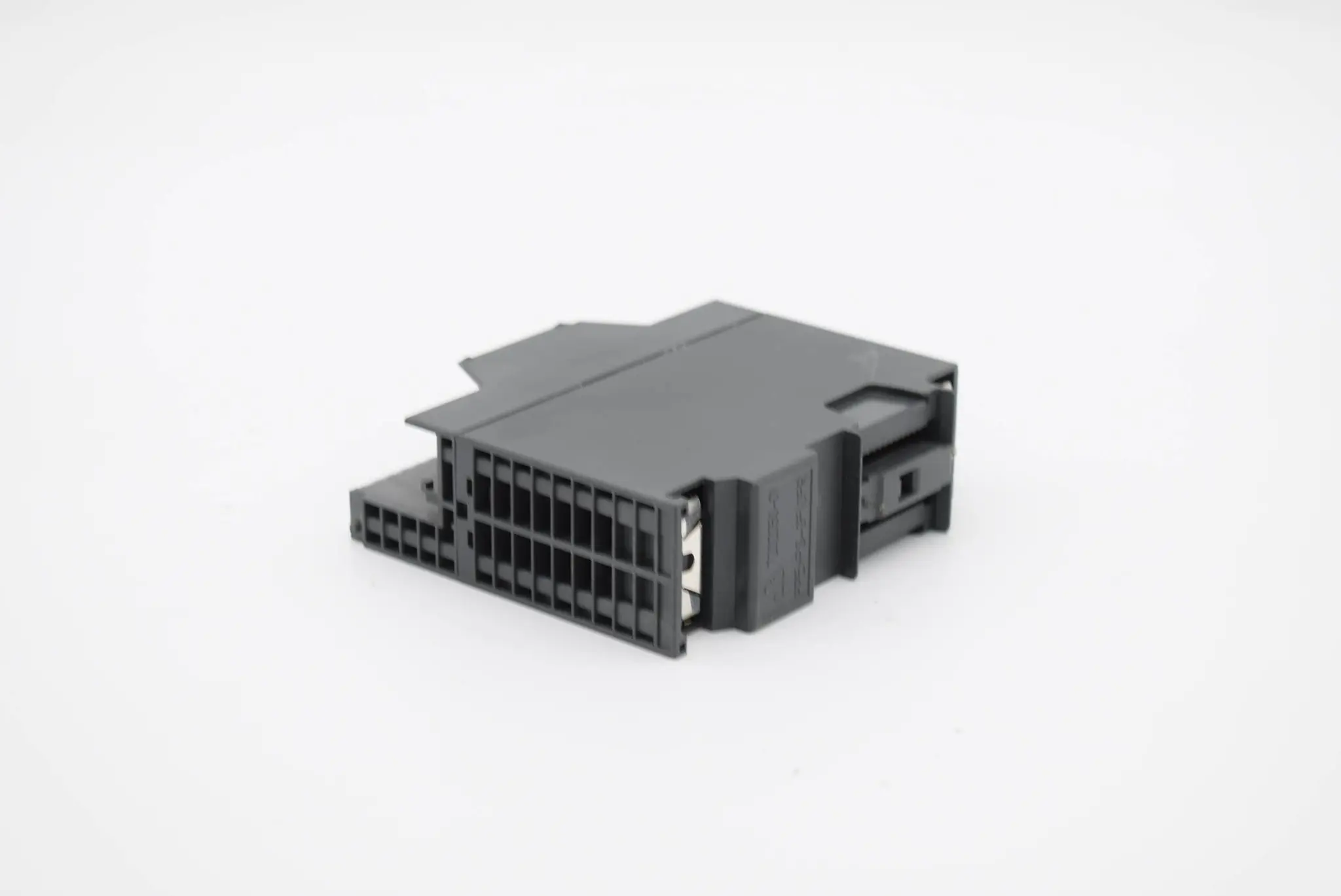 Produktfoto 1 von Siemens Simatic S7-300 Digitalausgabe 6ES7322-1BH01-0AA0 ( 6ES7 322-1BH01-0AA0 )