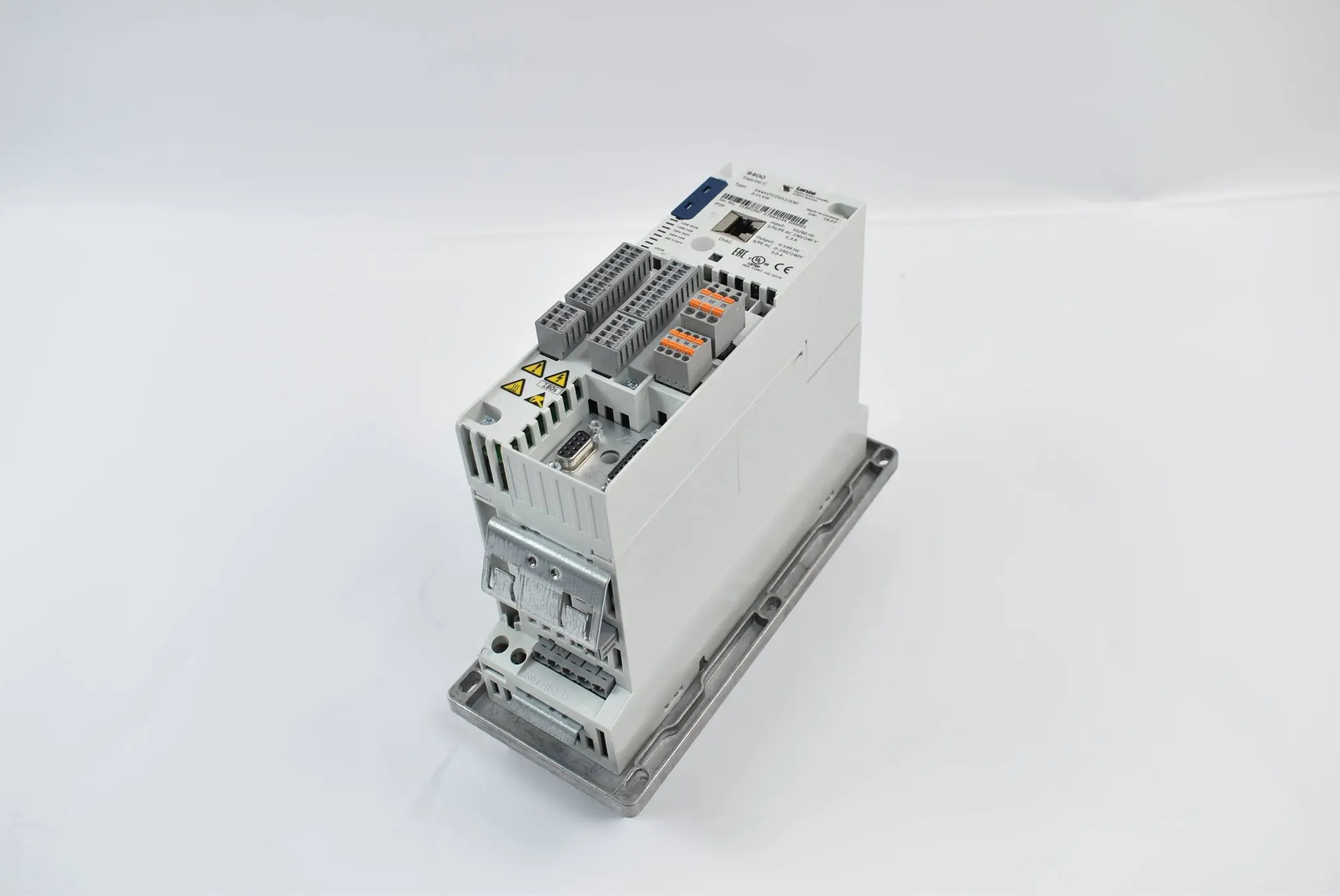 Produktfoto 1 von Lenze E84AVTCD5512SX0 Inverter Drives 8400 TopLine C