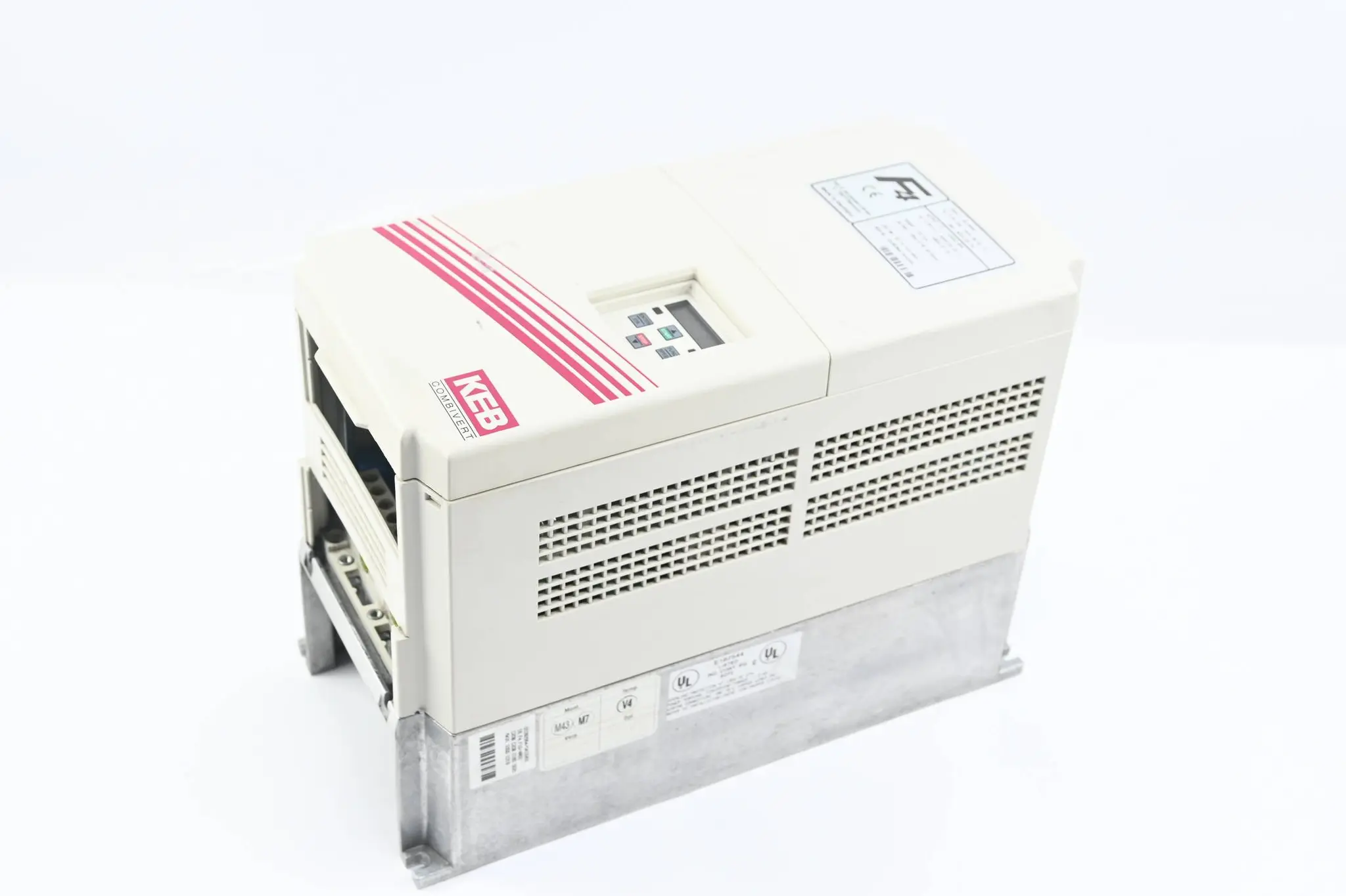 Produktfoto 1 von KEB Combivert F4 Frequenzumrichter 16.F4.F1G-4R01/ ( 16F4F1G-4R01 ) inkl. Panel