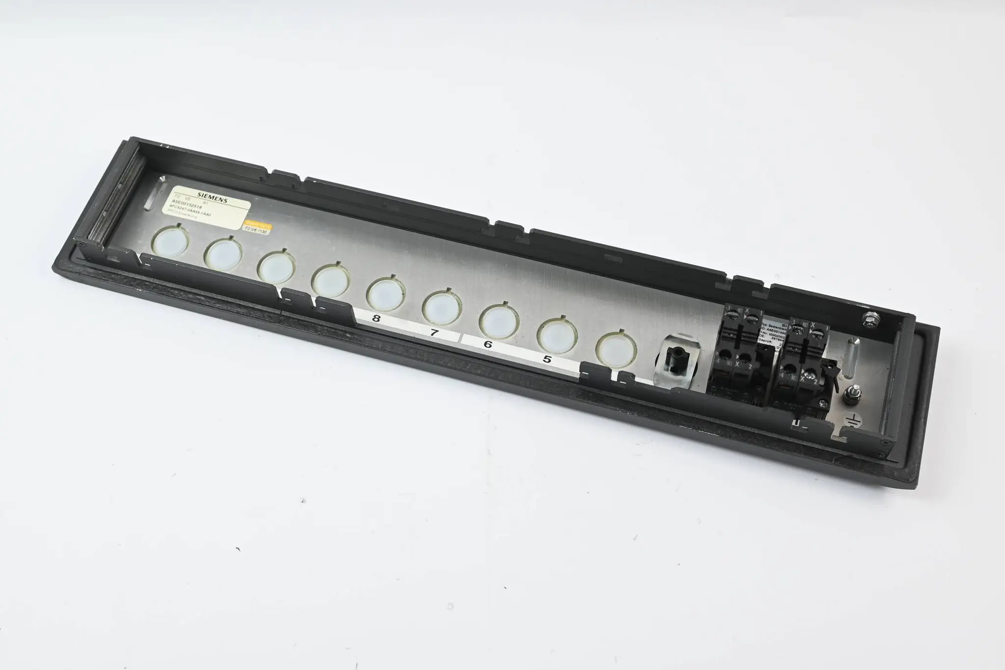 Produktfoto 1 von Siemens Sinumerik Bedienblende BB012 6FC5247-0AA43-1AA0 ( 6FC5 247-0AA43-1AA0 )