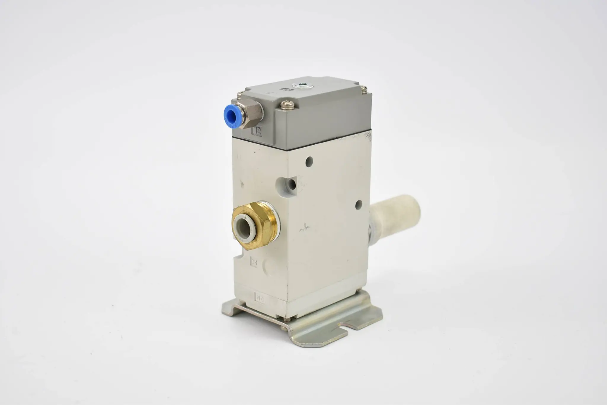 Produktfoto 1 von SMC Elektromagnetventil 0,2-1,0MPa VPA742-04FA