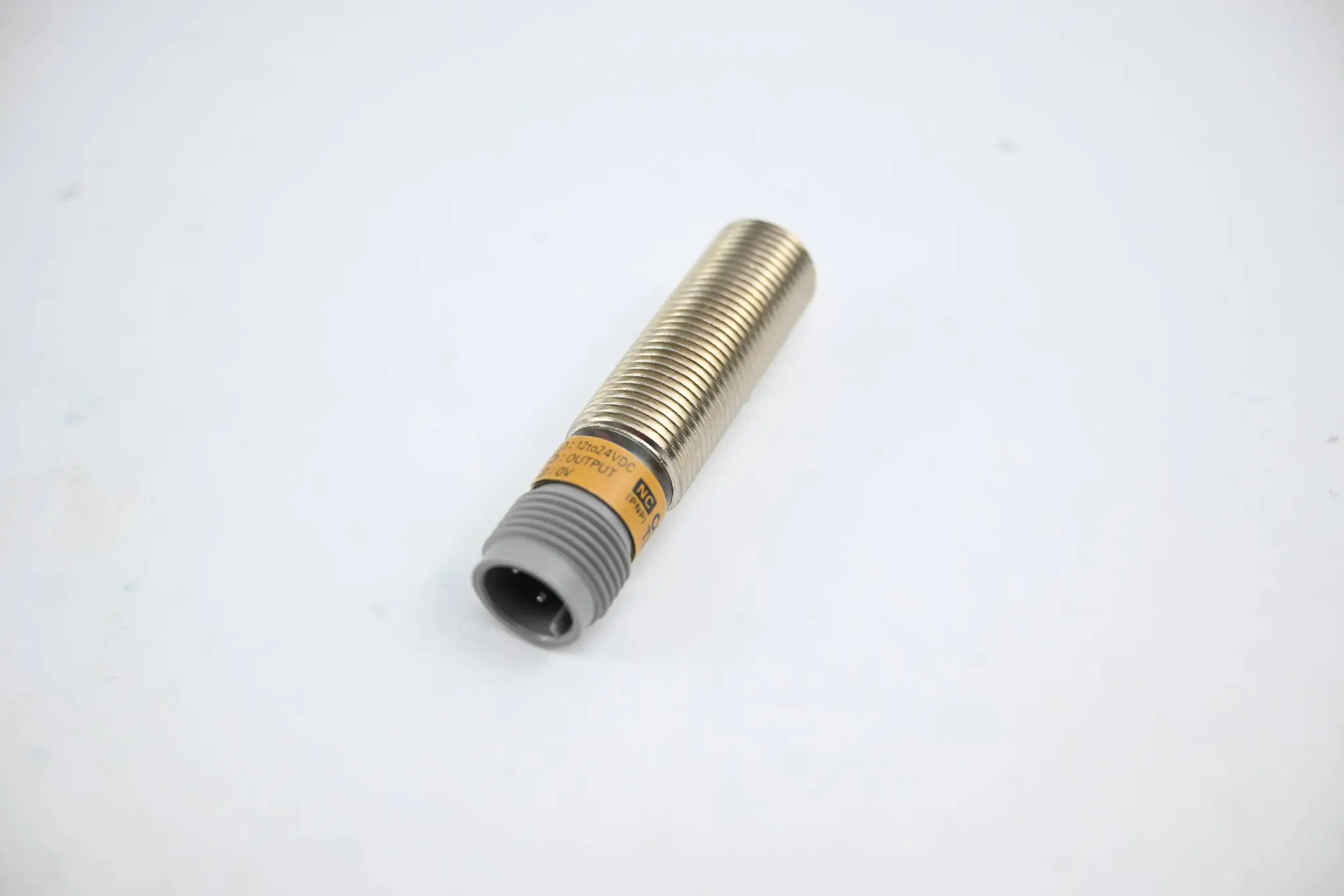 Produktfoto 1 von Omron Proximity Switch Näherungsschalter 12-24 VDC ( TL-X2B2-P1E )