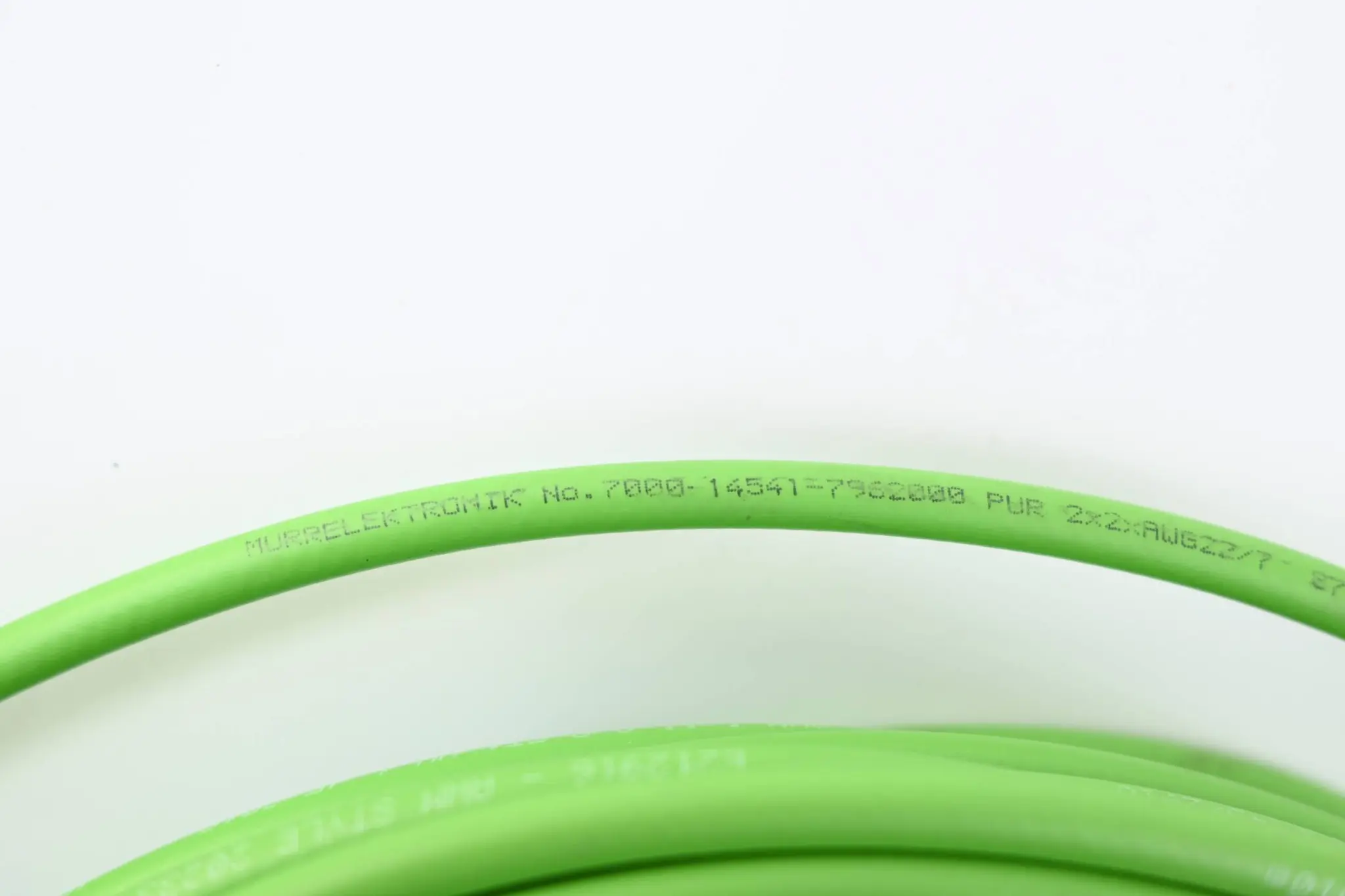 Produktfoto 1 von Murr PUR 1x4xAWG22 geschirmt gn UL/CSA+schleppk. 20m ( 7000-14541-7962000 )