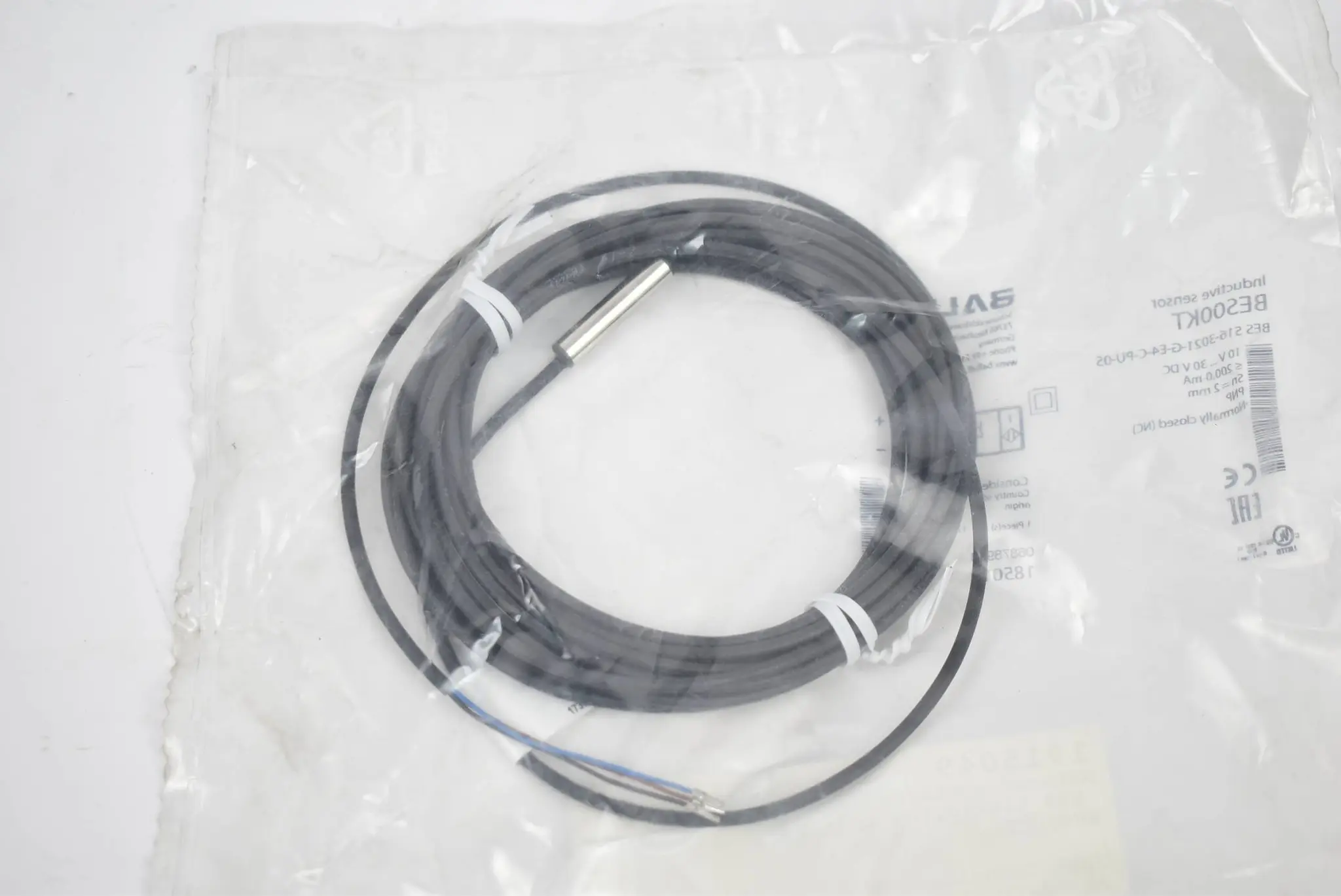 Produktfoto 1 von Balluff Inductive sensor BES 516-3021-G-E4-C-PU-05 ( BES00KT )