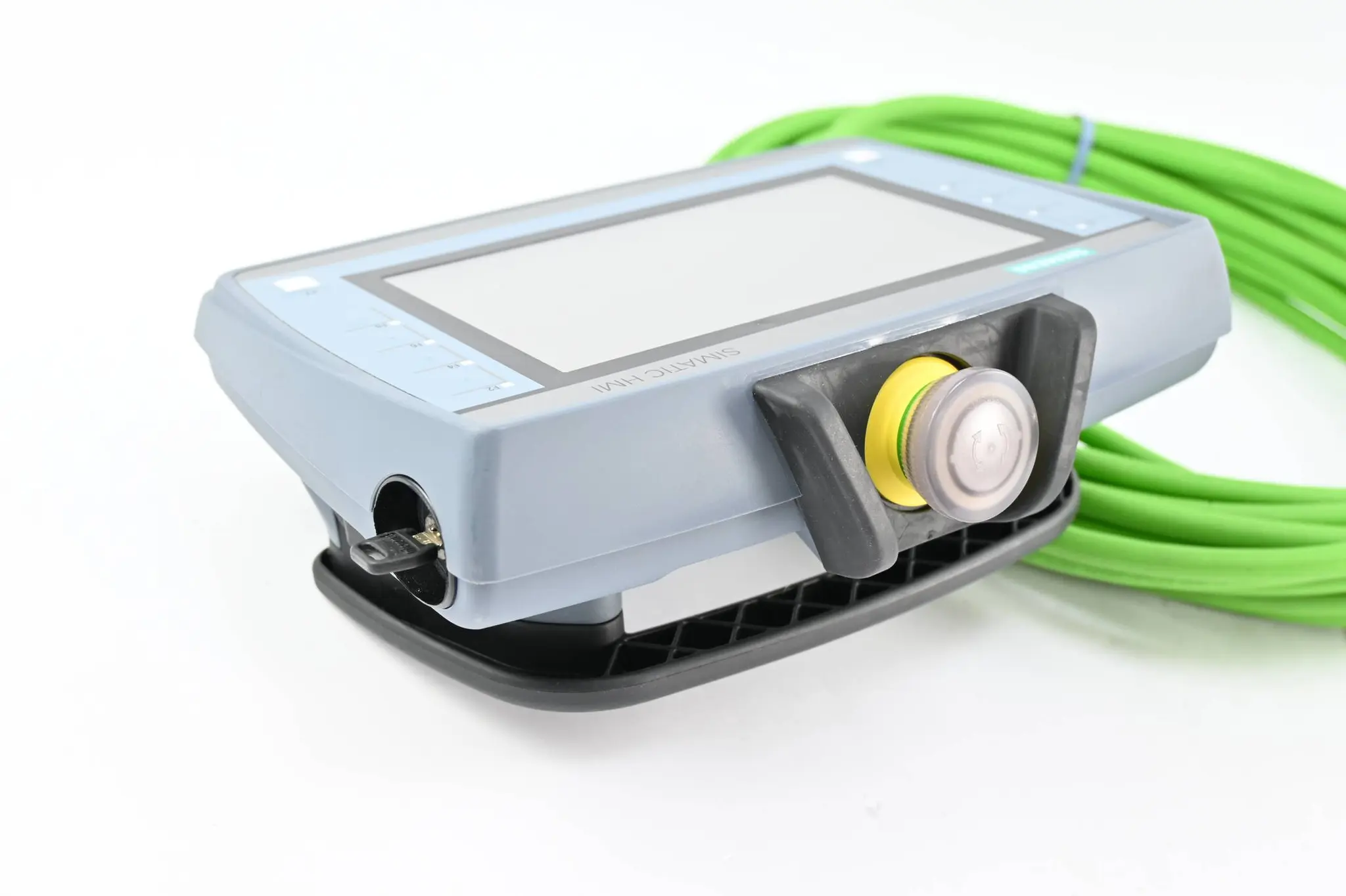 Produktfoto 1 von Siemens simatic HMI KTP700F Mobile 6AV2 125-2GB23-0AX0 ( 6AV2125-2GB23-0AX0 ) E4