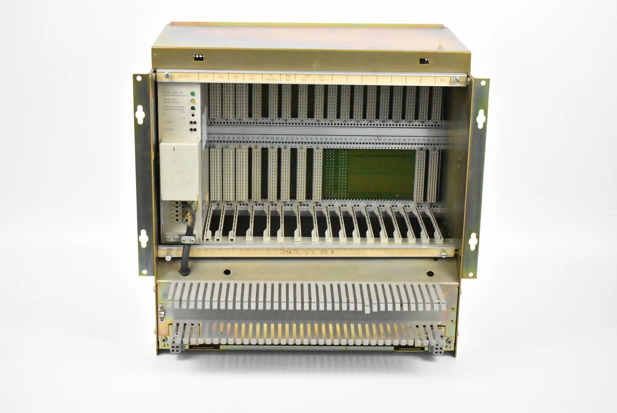Produktfoto 1 von Siemens Zentralgerät 6ES5150-3KB62 inkl. Netzteil 6EV3053-0DC