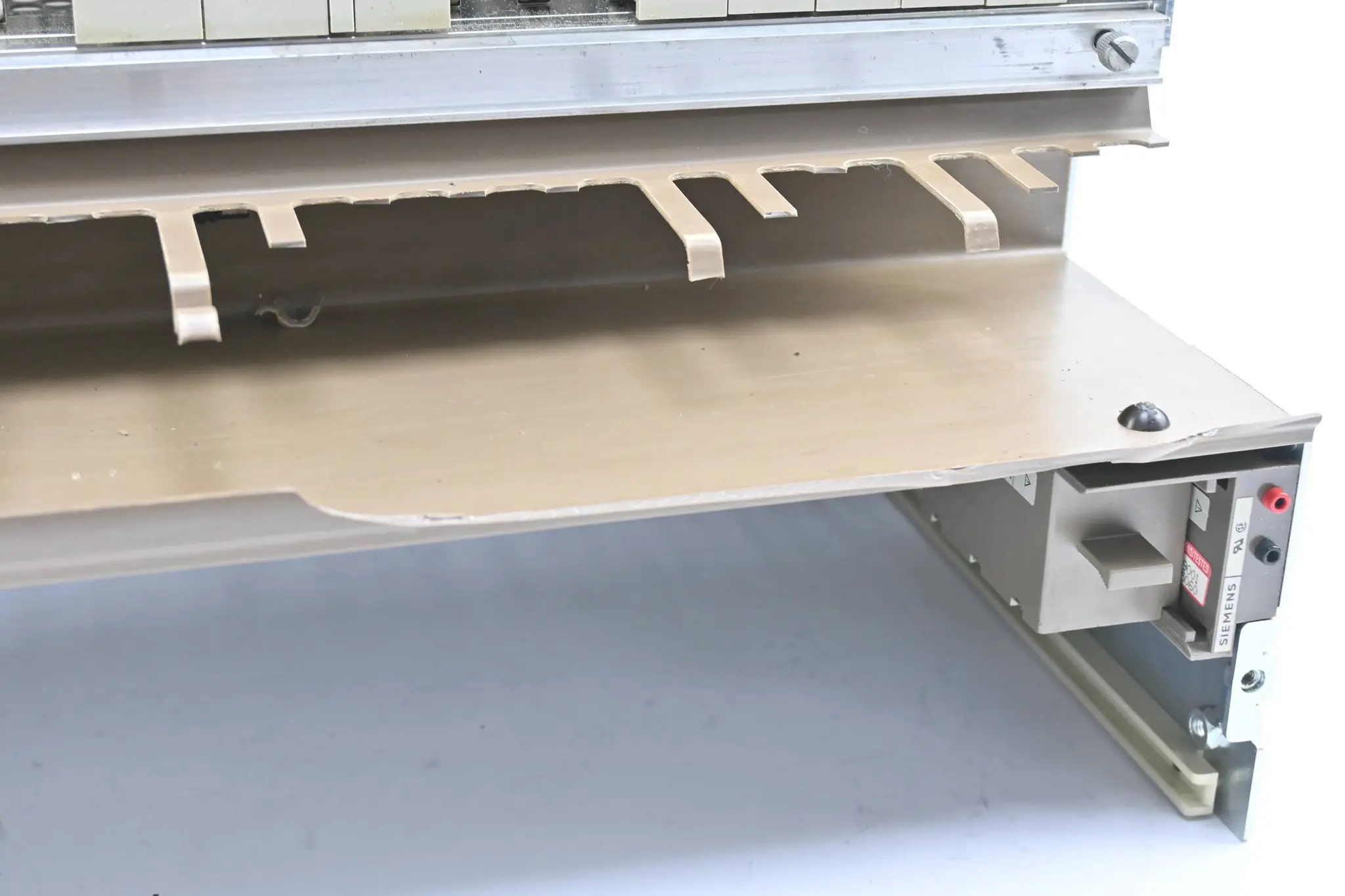 Produktfoto 1 von Siemens Simatic S5 Rack 6ES5150-3SB61 ( 6ES5 150-3SB61 )