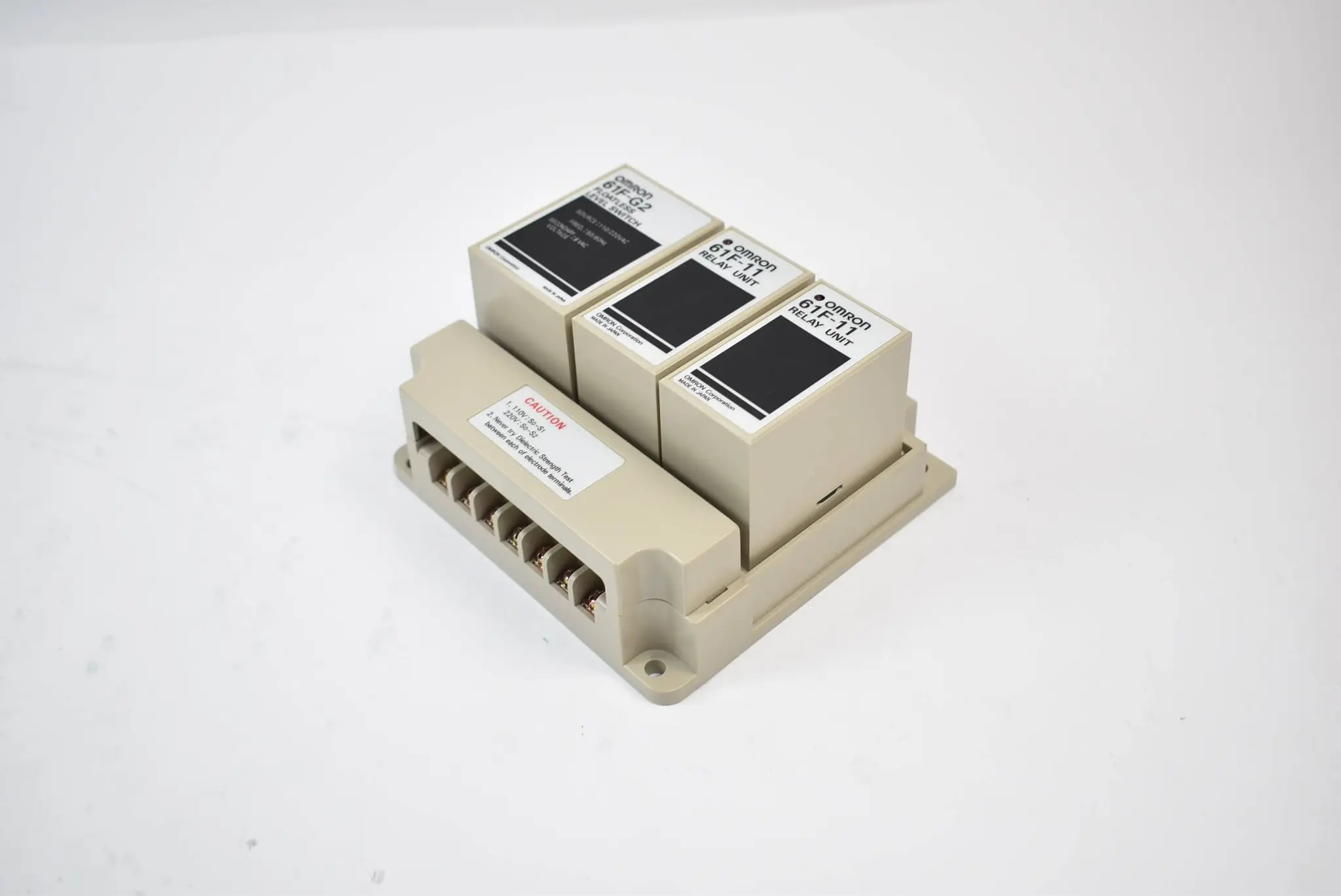 Produktfoto 1 von Omron Floatless Level Switch 61F-G2 + Relay 61F-11 + Relay 61F-11 110 / 220 VAC