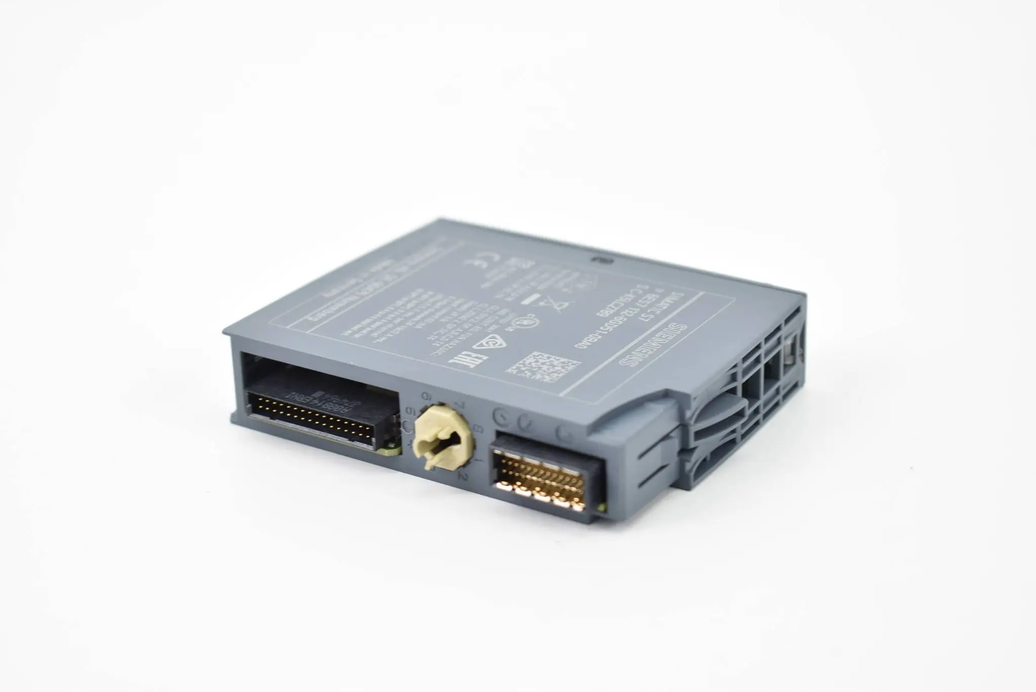 Produktfoto 1 von Siemens simatic DP für ET 200SP 6ES7132-6GD51-0BA0 ( 6ES7132-6GD51-0BA0 ) E1
