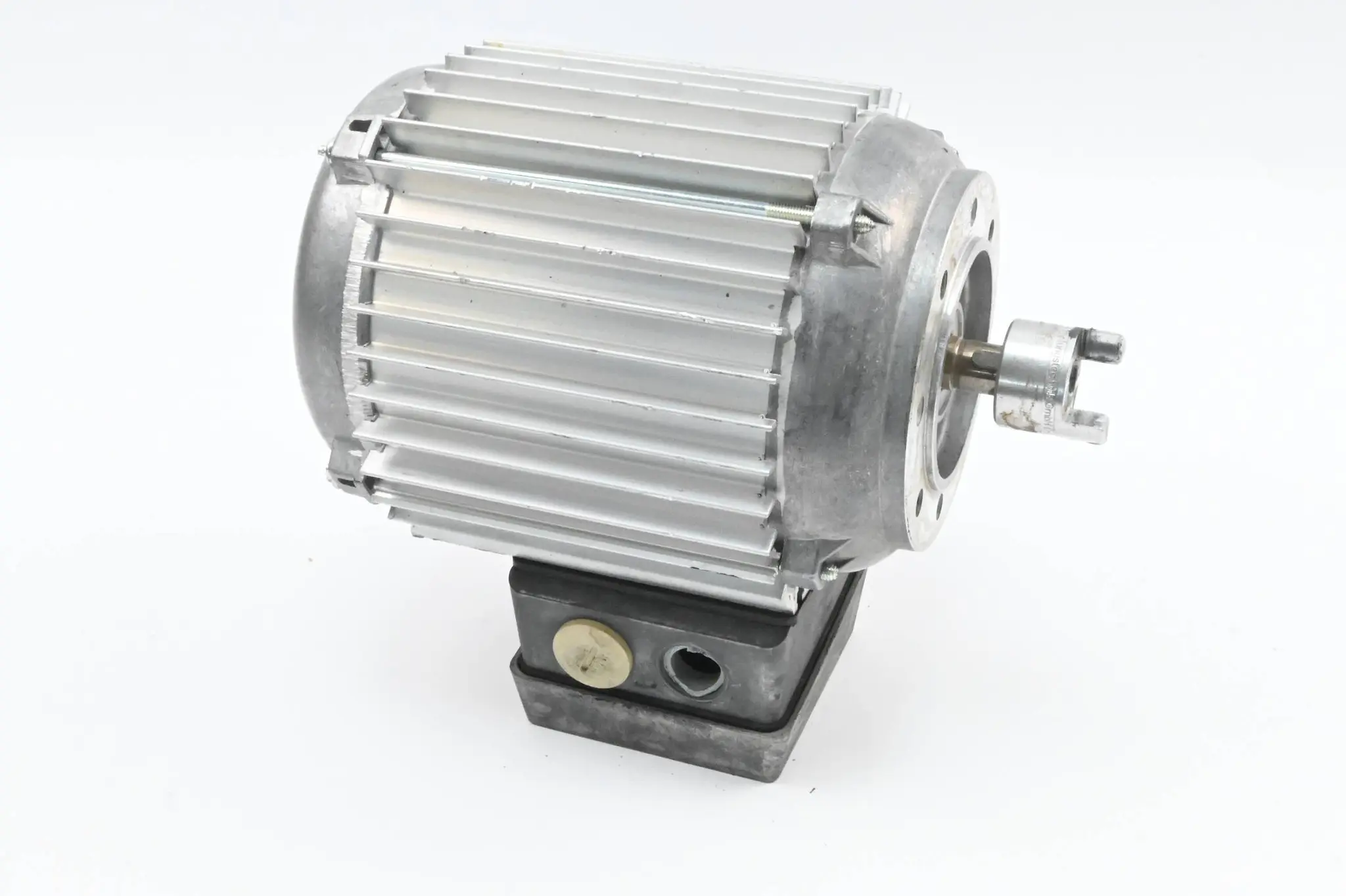 Produktfoto 1 von Lenze 3~ Motor Typ 07L12 0,80Nm 0,26A