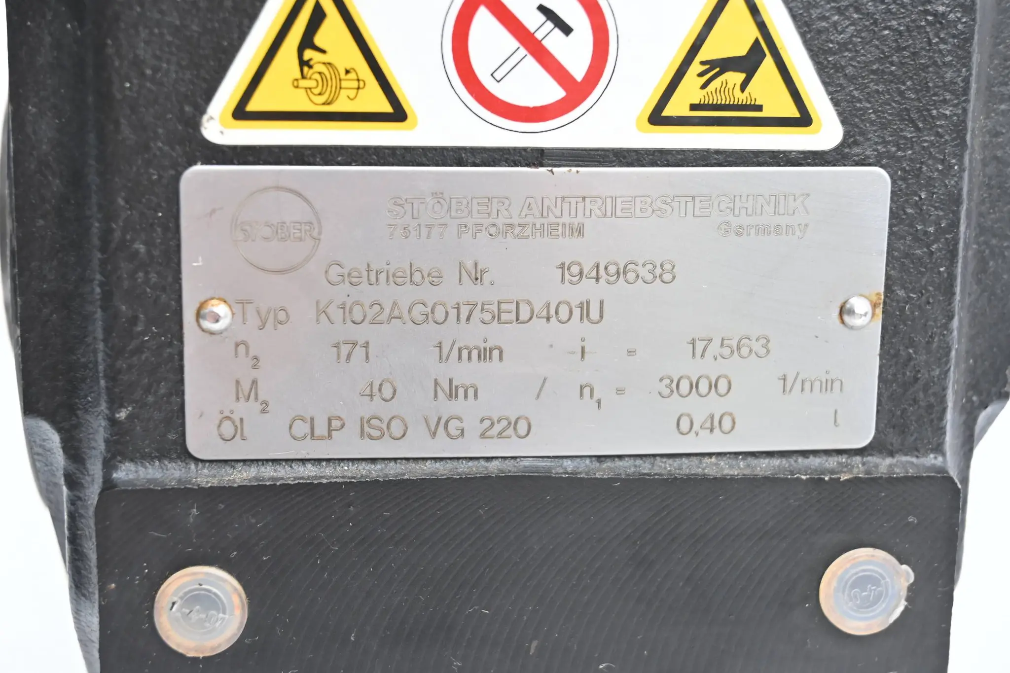Produktfoto 1 von Stöber Drehstrom-Servomotor ED401UDFA140 inkl. Getriebe K102AG0175ED401U