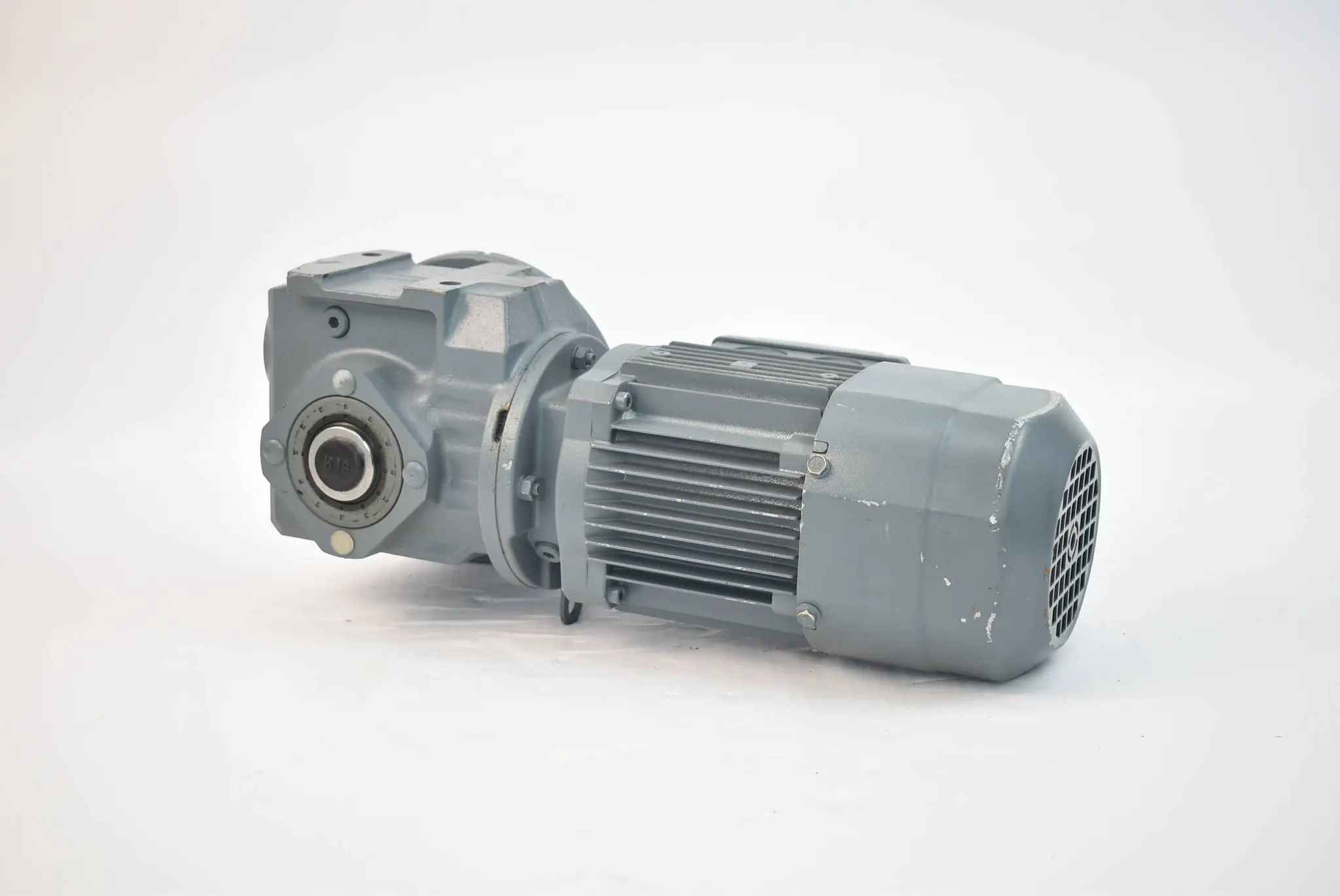 Produktfoto 1 von SEW eurodrive Getriebemotor SAF37 DR63M6/BR ( 0,12/0,12/S1kW )