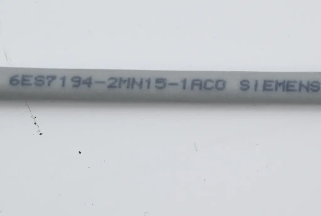 Produktfoto 1 von Siemens Simatic Power-Leitung M8 6ES7194-2MN15-1AC0 ( 6ES7 194-2MN15-1AC0 )