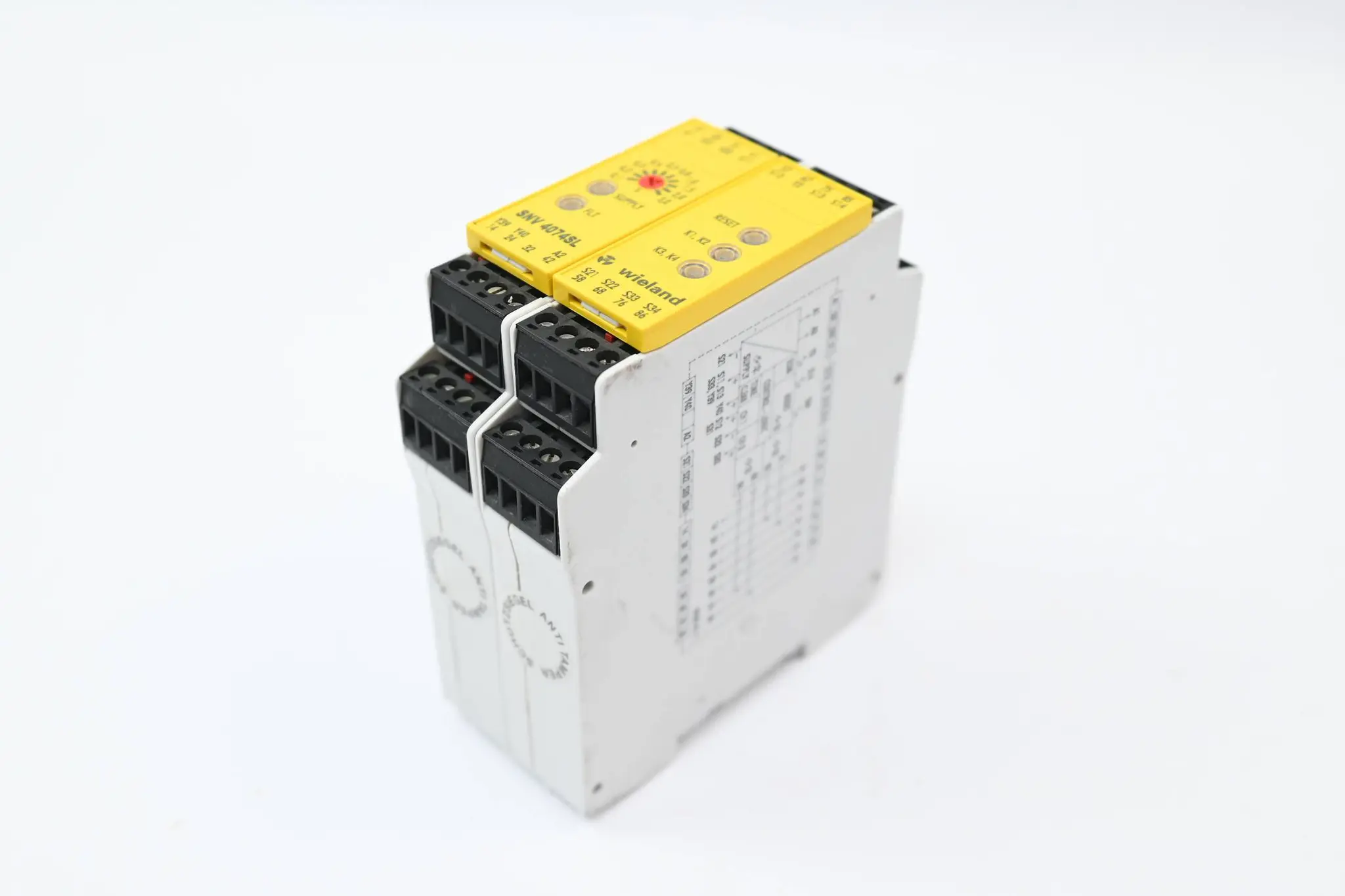 Produktfoto 1 von Wieland Zeitrelais SNV 4074SL-A ( R1.188.2130.0 )