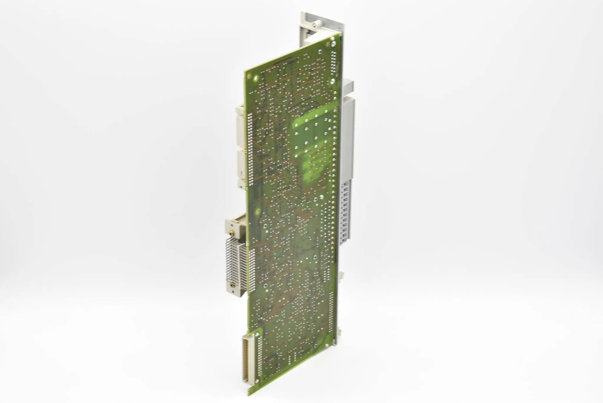 Produktfoto 1 von Siemens simodrive Regeleinschub 6SN1 118-0AA11-0AA0 ( 6SN1118- 0AA11-0AA0 )