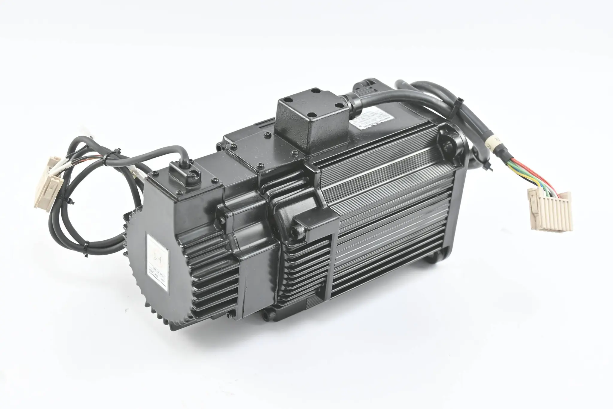 Produktfoto 1 von Yaskawa AC Servomotor SGMGH-13A2A-YR23 inkl. Encoder UTSAE-B17BB