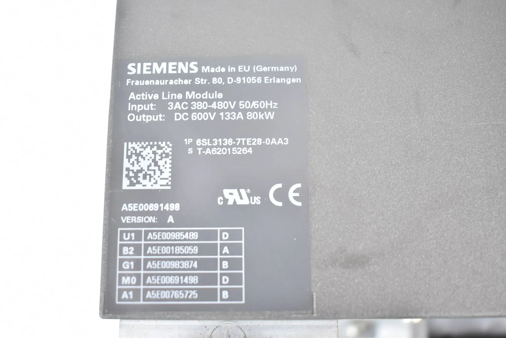 Produktfoto 1 von Siemens 3AC 380-480V 50/60Hz 133A 6SL3136-7TE28-0AA3 ( 6SL3 136-7TE28-0AA3 ) E.A