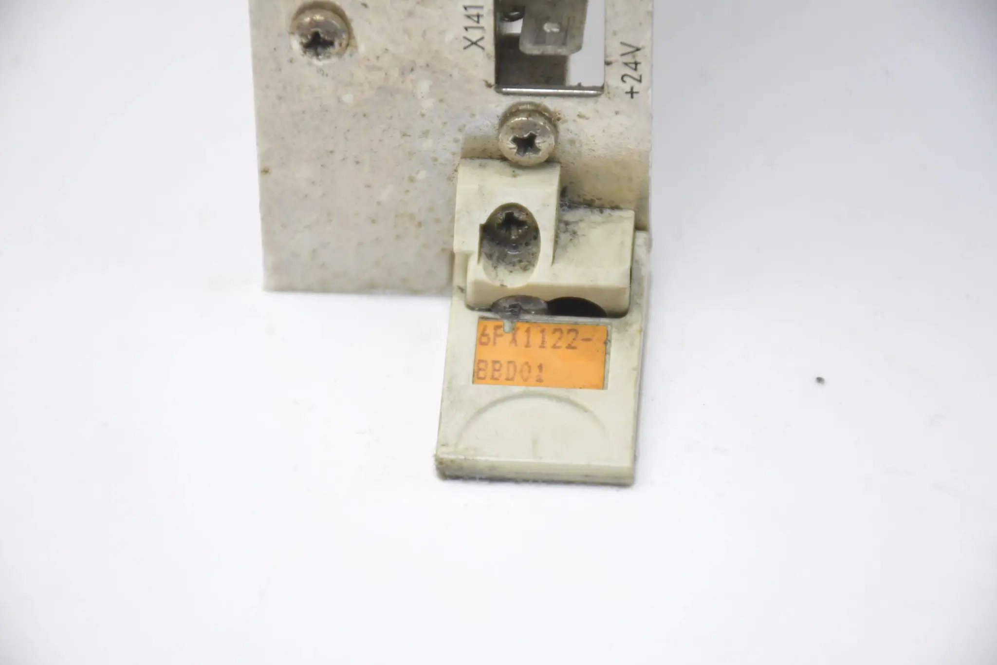 Produktfoto 1 von Siemens Sinumerik/Sirotec Digitale Ausgabe 6FX1122-8BD01 ( 6FX1 122-8BD01 )