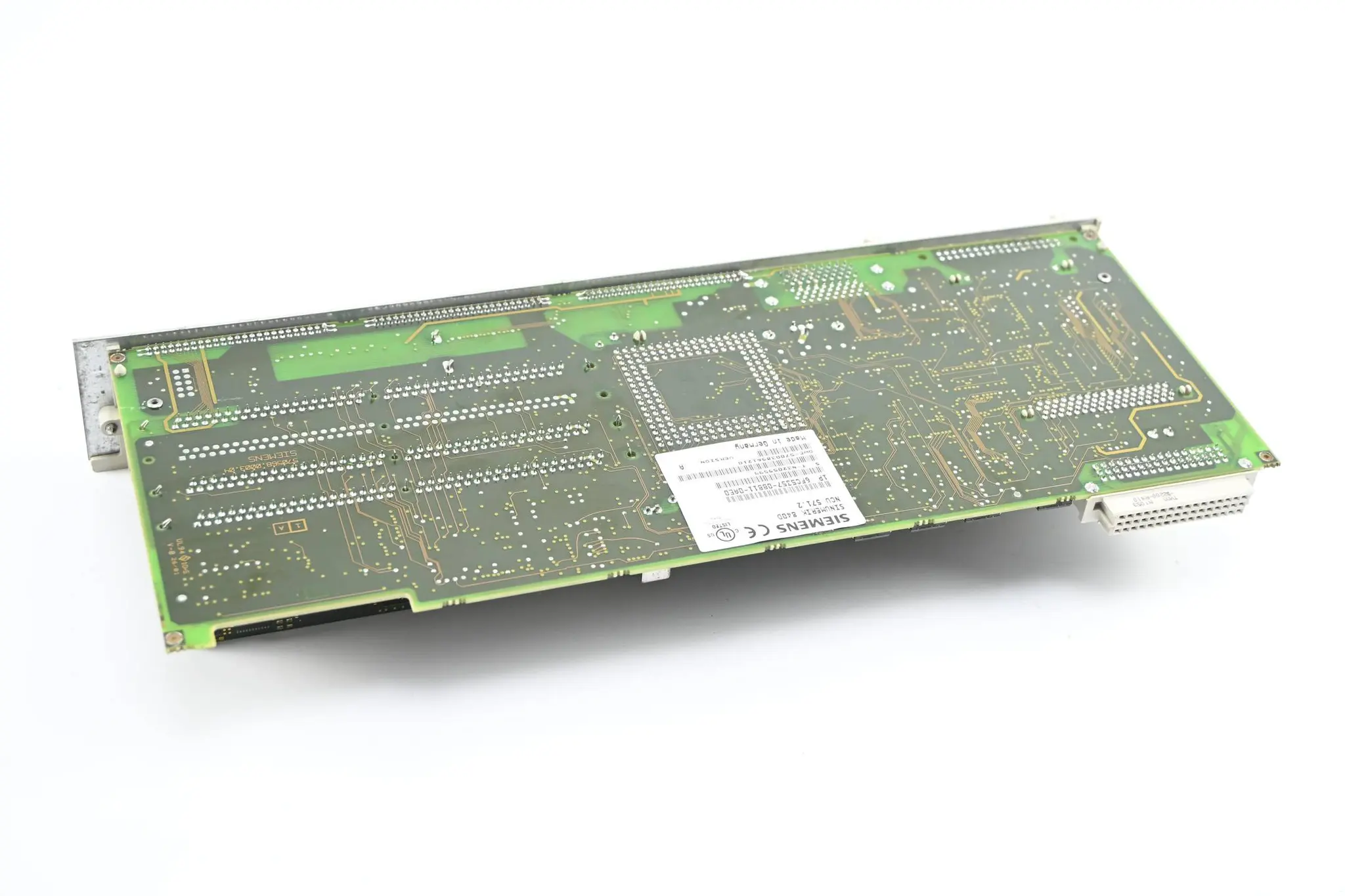 Produktfoto 1 von Siemens Sinumerik 840DE NCU571.2 6FC5357-0BB11-0AE0 ( 6FC5 357-0BB11-0AE0 ) V. A