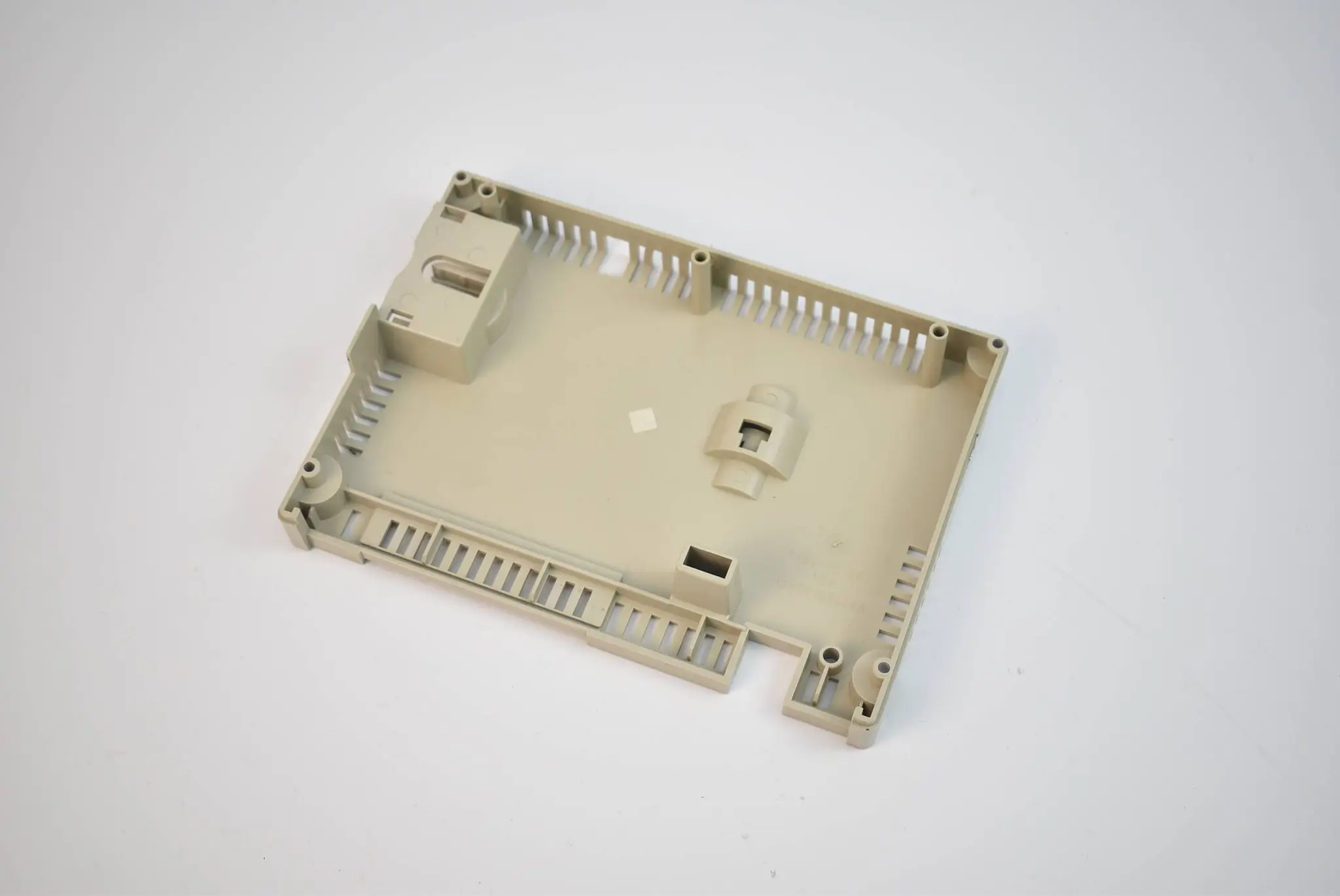 Produktfoto 1 von Siemens Backcover TP270 6AV6 545-0CA10-0AX0 ( 6AV6545-0CA10-0AX0 ) Zustand D