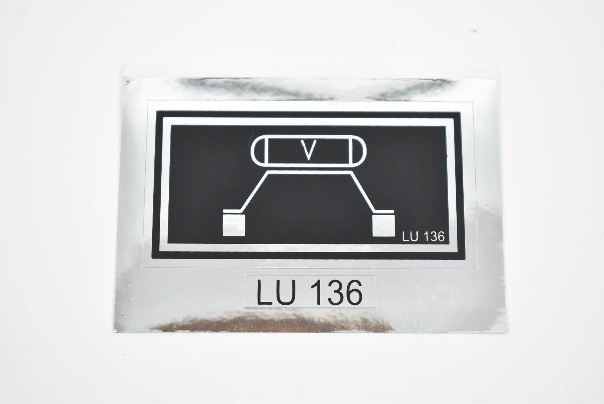 Produktfoto 1 von Sicherheits-Aufkleber Spannungsquelle Widerstand LU 136 ( LU136 ) VE 38 Stück