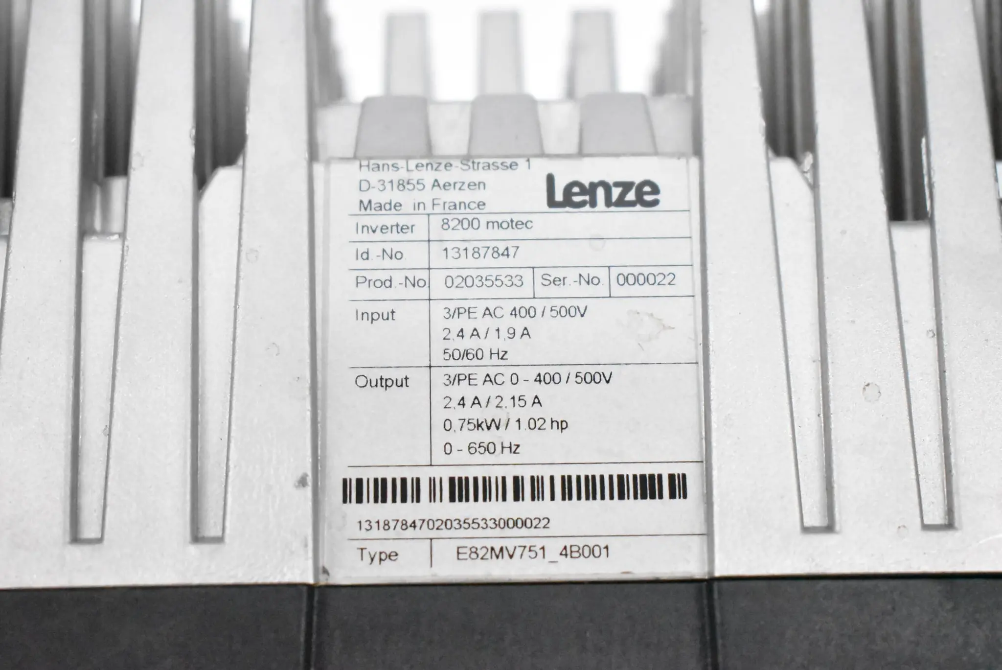 Produktfoto 1 von Lenze Wechselrichter 8200 motec E82MV751_4B001 ( 13187847 )