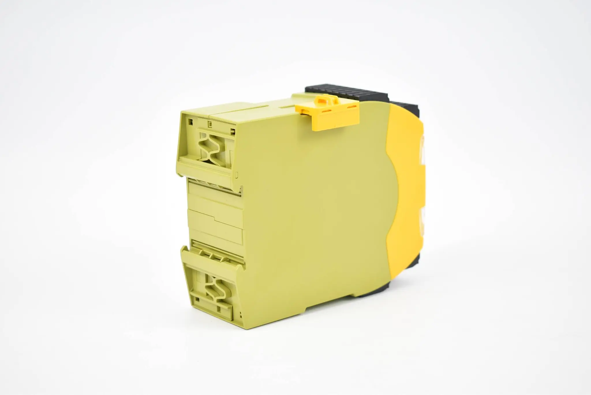 Produktfoto 1 von Pilz Sicherheitsrelais PNOZ s11 C 24VDC 8n/o 1n/c ( 751111 )