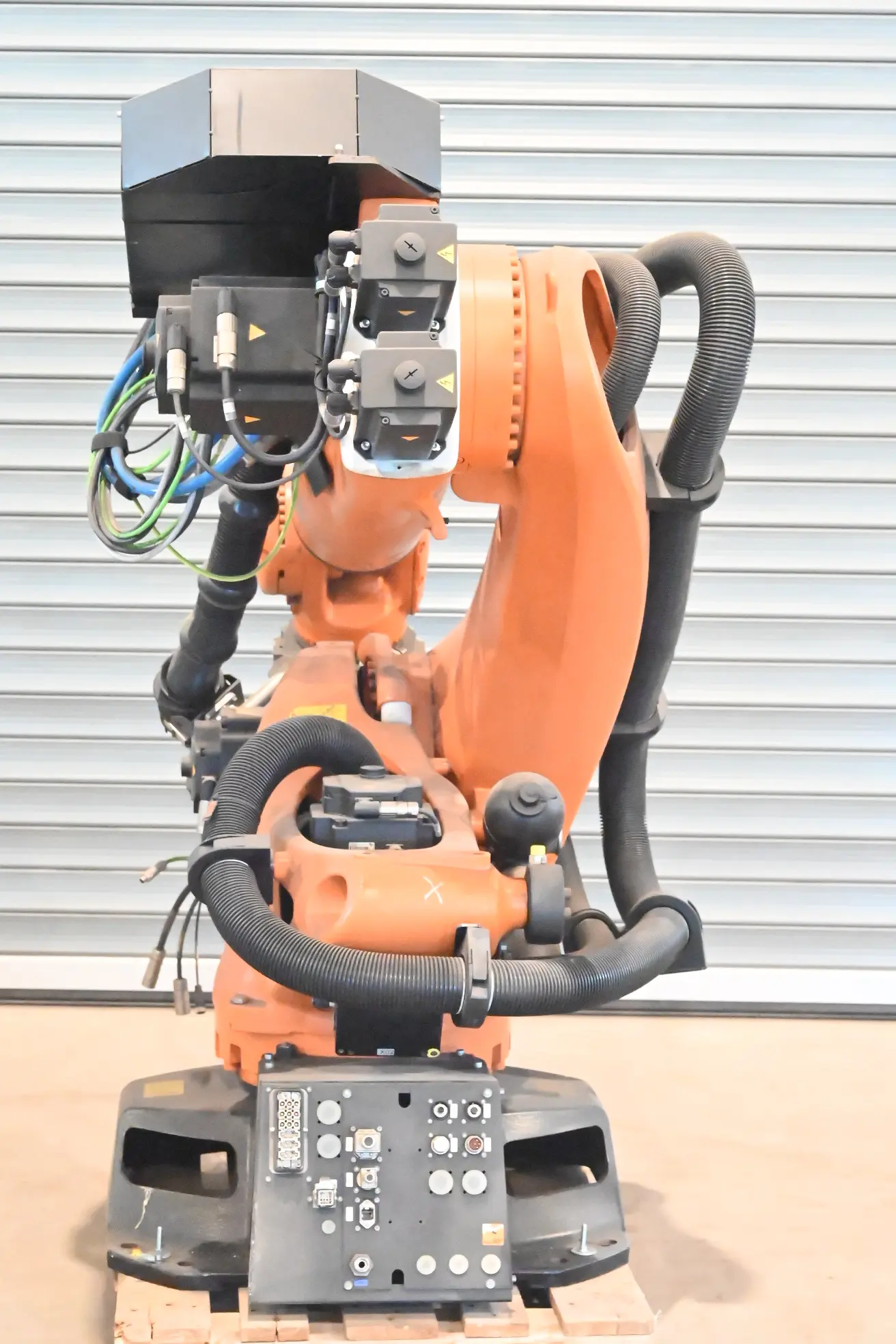 Produktfoto 1 von Kuka Industrieroboter KR270 R2700 Ultra ( 10014479 ) + KRC4 ( 11024576 )