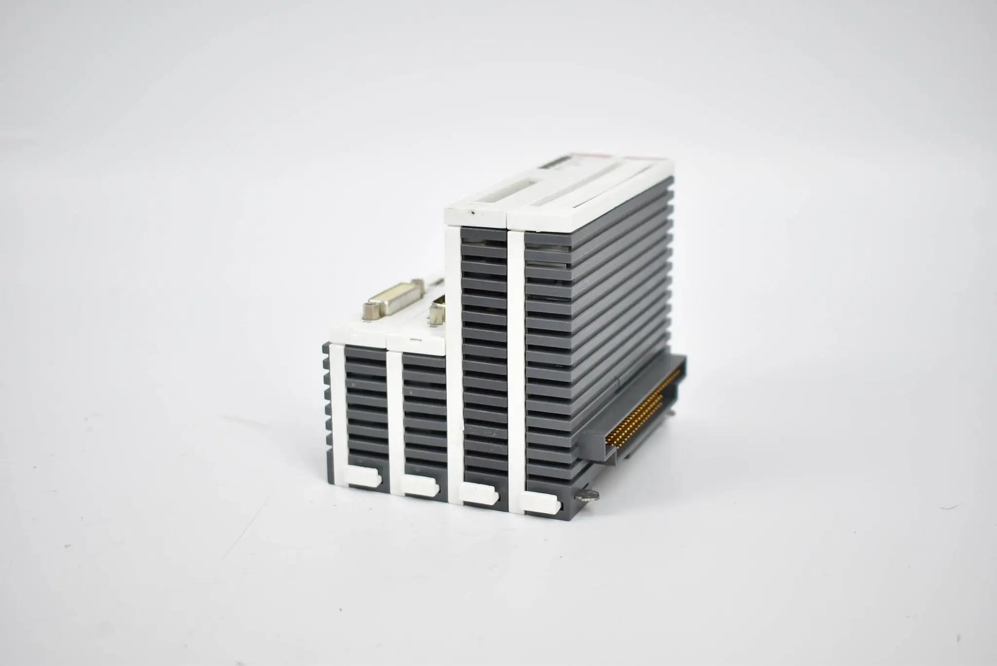 Produktfoto 1 von Beckhoff CX1000-0100 + CX1000-Cool + CX1000-N001 + CX1000-N000