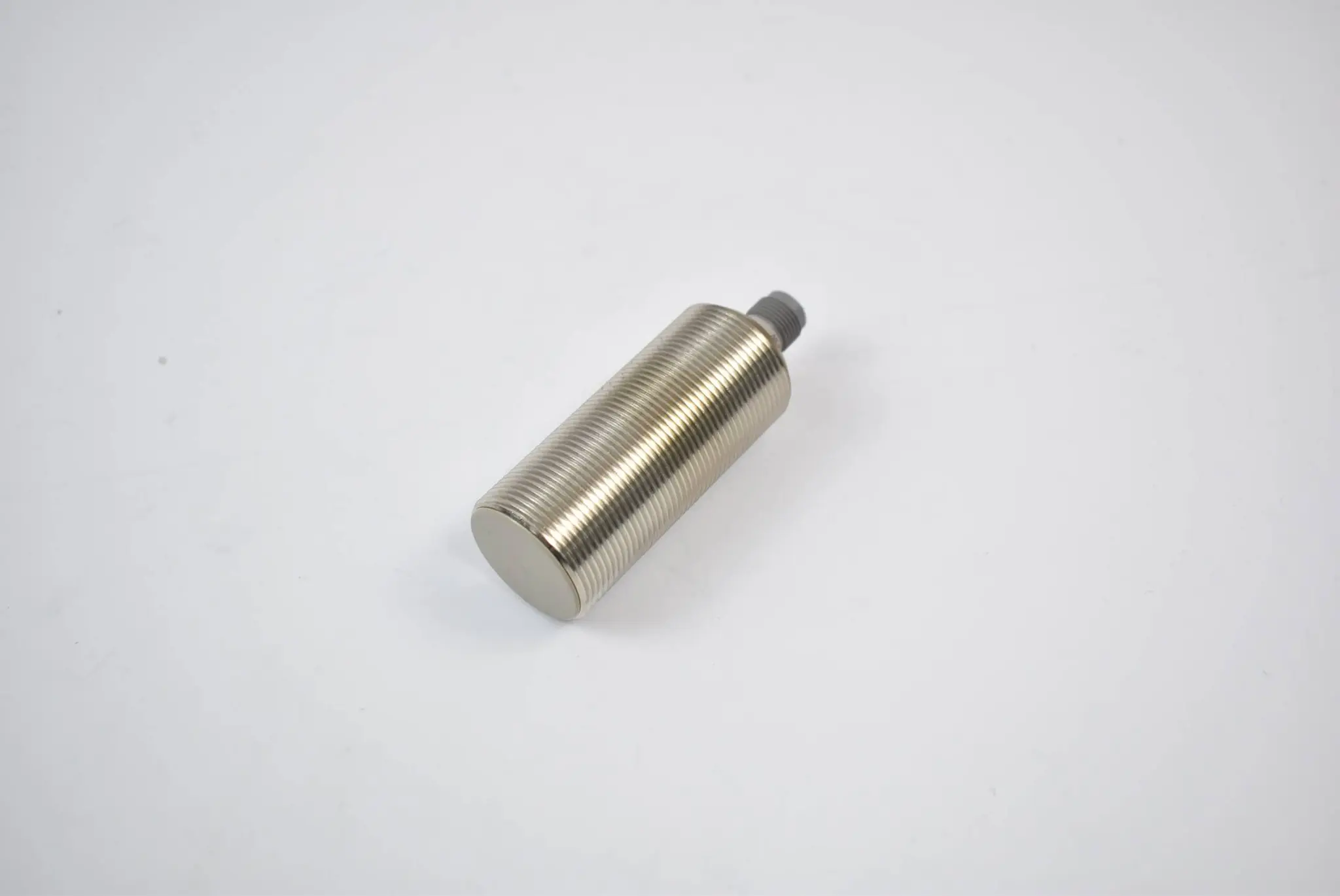 Omron Proximity Switch TL-X10C2-P1L ( 12 - 24 VDC )