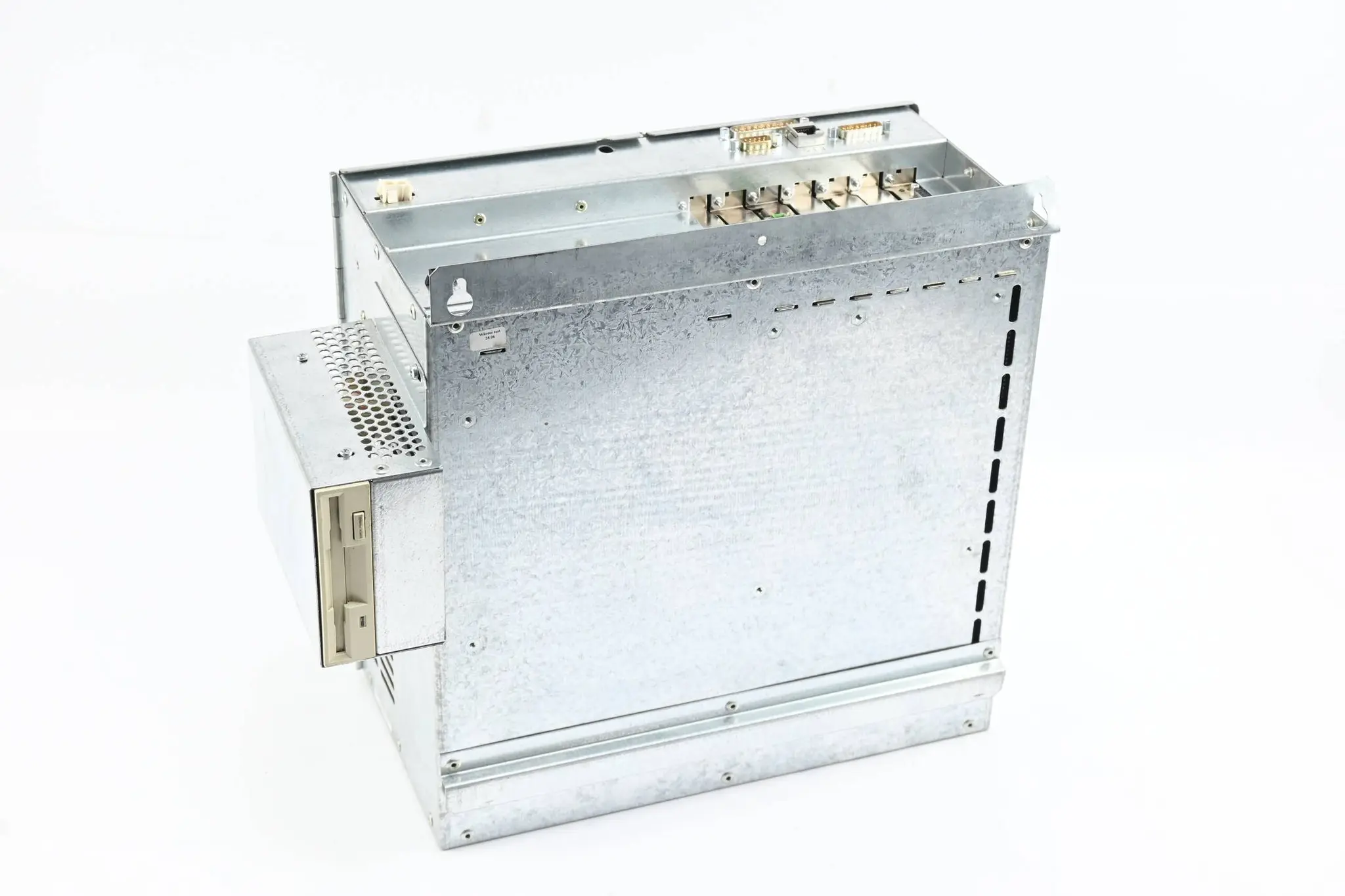 Produktfoto 1 von Kuka Steuerung Computer KPC ed05 ( 00132796 ) 00-132-796
