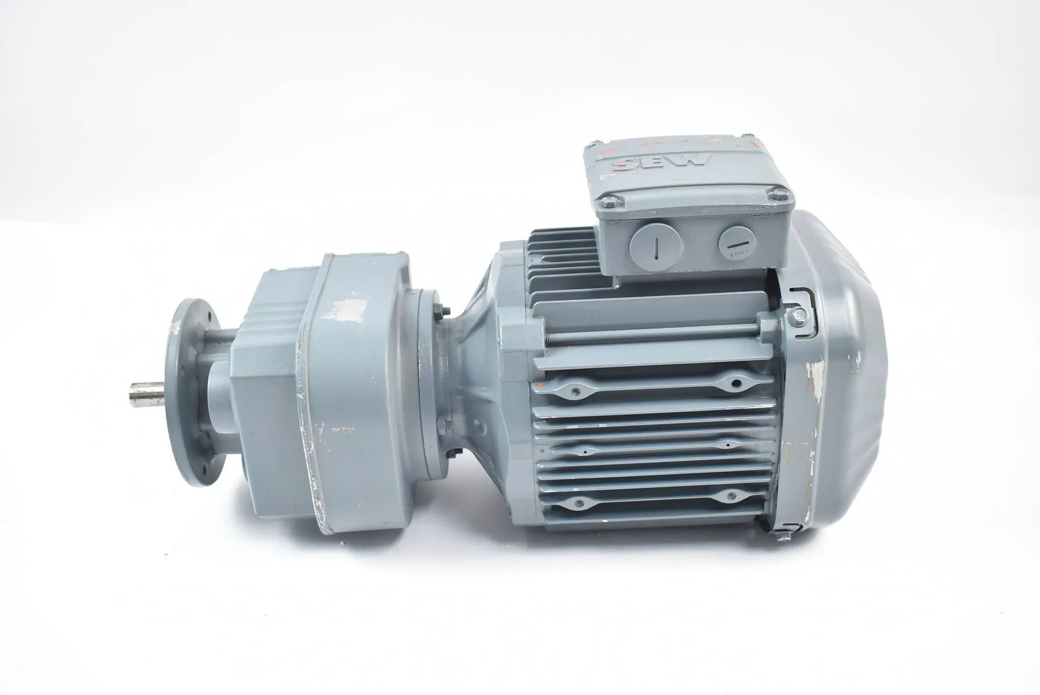 Produktfoto 1 von SEW Eurodrive 3 ~ Getriebemotor RF27 DRM90M12 ( RF27DRM90M12 )