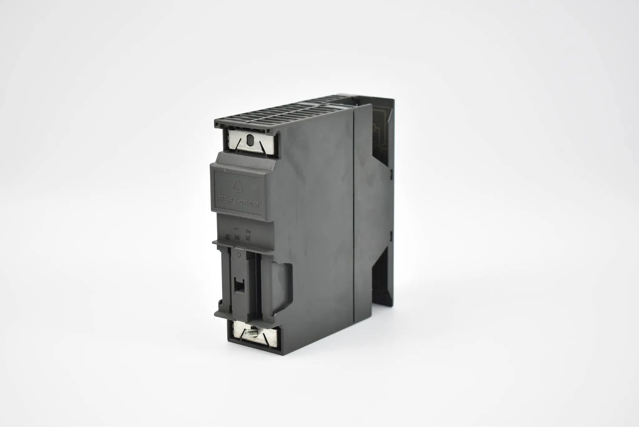 Produktfoto 1 von Siemens simatic S7-300 digital 6ES7 322-1BF00-0AA0 ( 6ES7322-1BF00-0AA0 )
